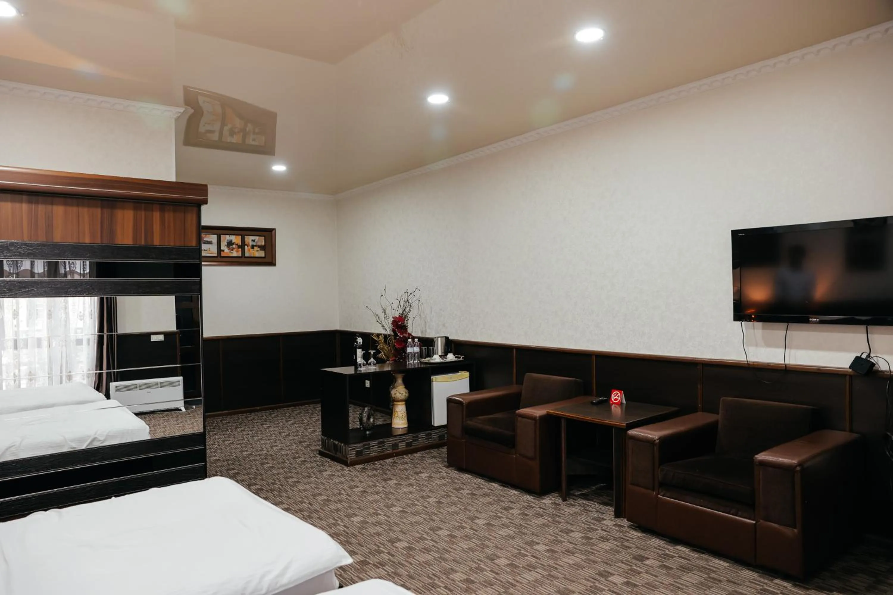 Living room, Bed in Grand Hotel