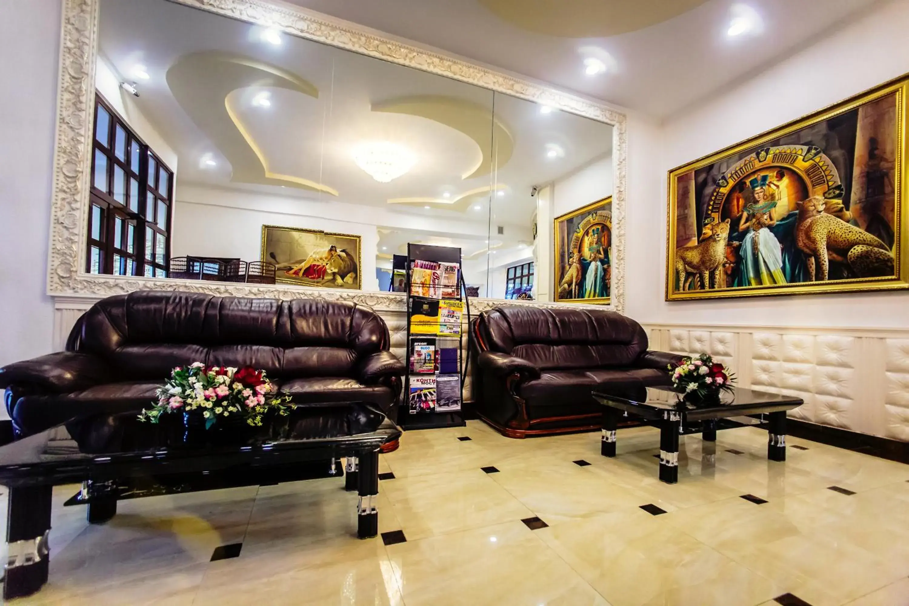 Lounge or bar in Grand Hotel Lounge or bar in Grand Hotel