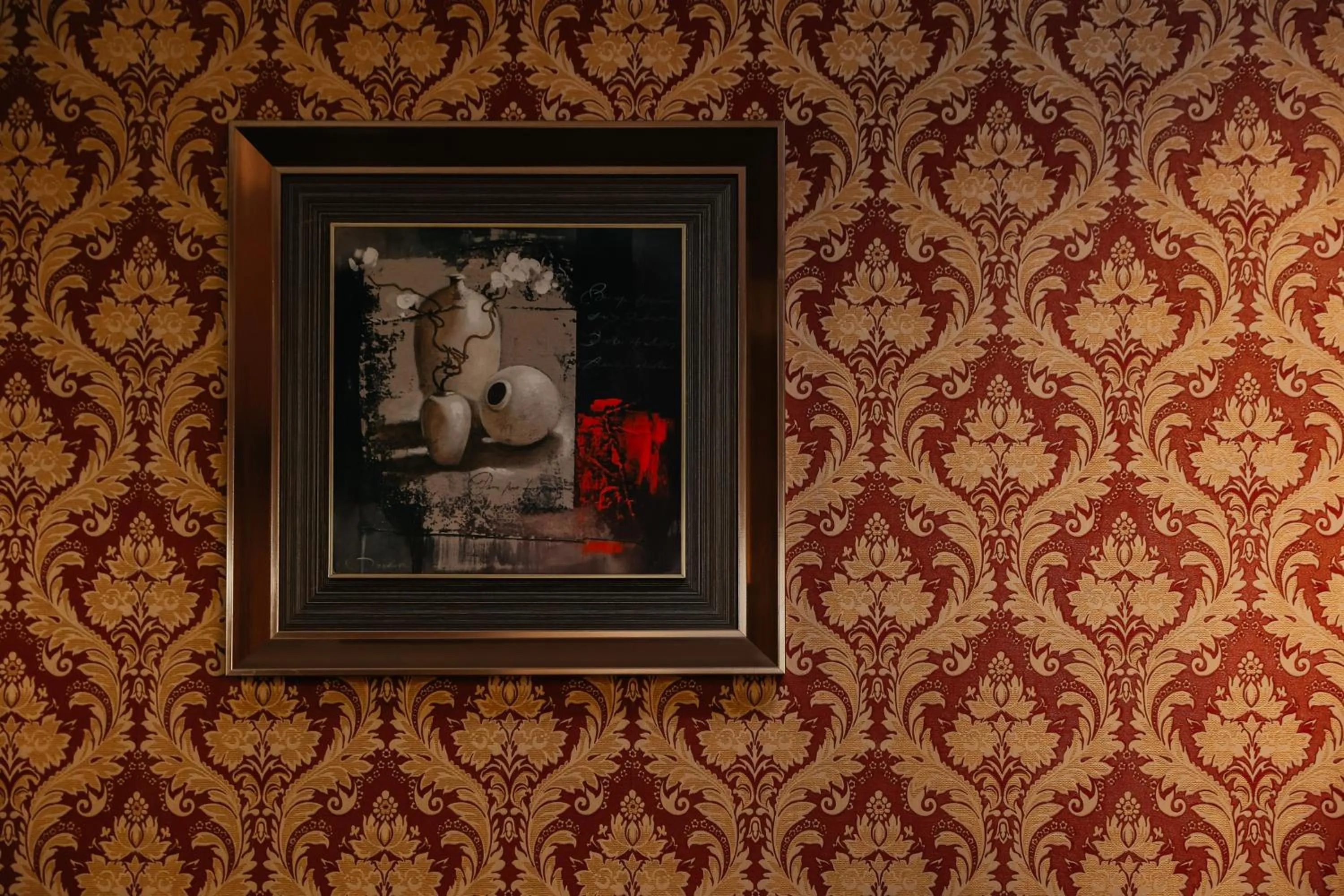 Decorative detail in Grand Hotel