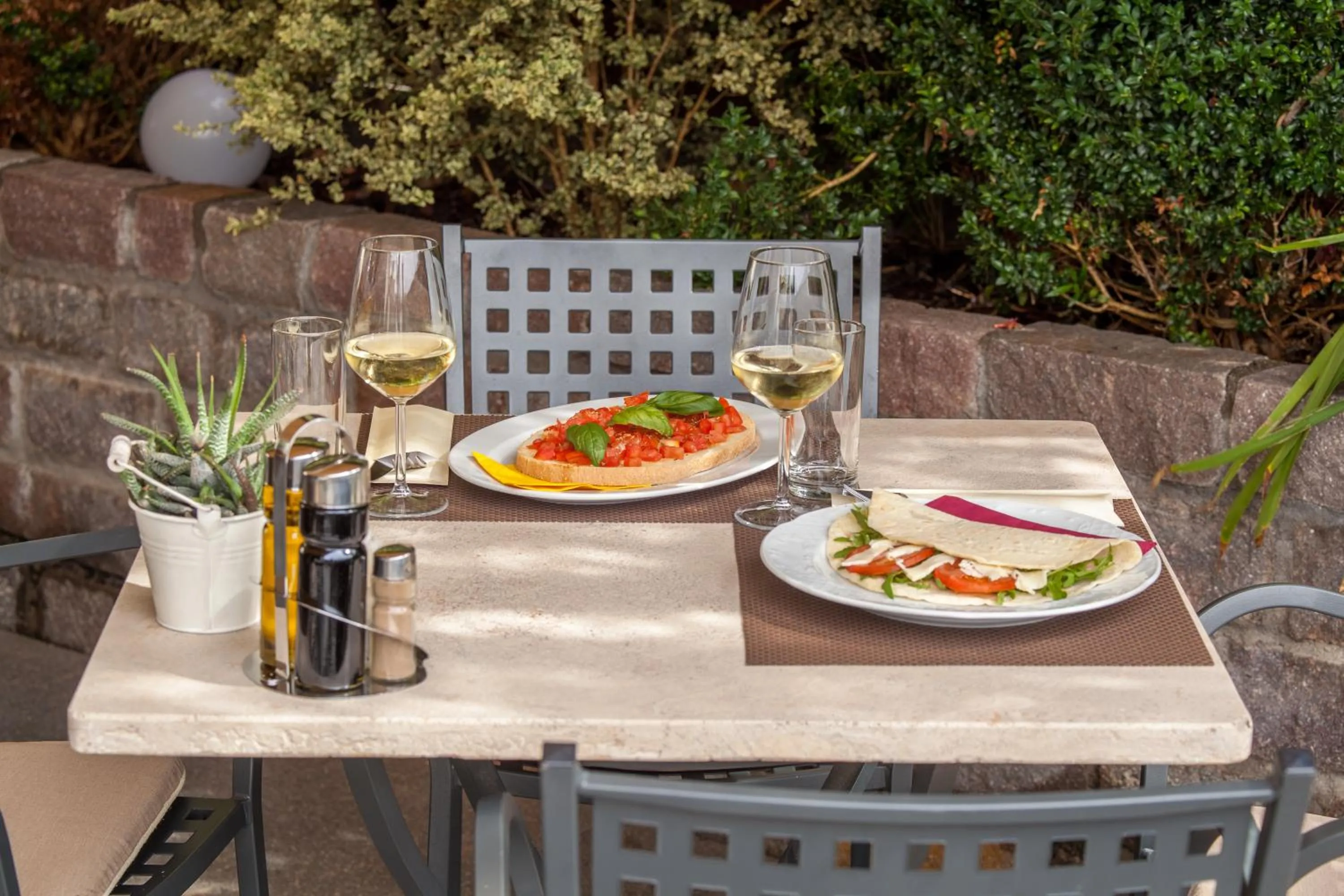 BBQ facilities in Grand Hotel