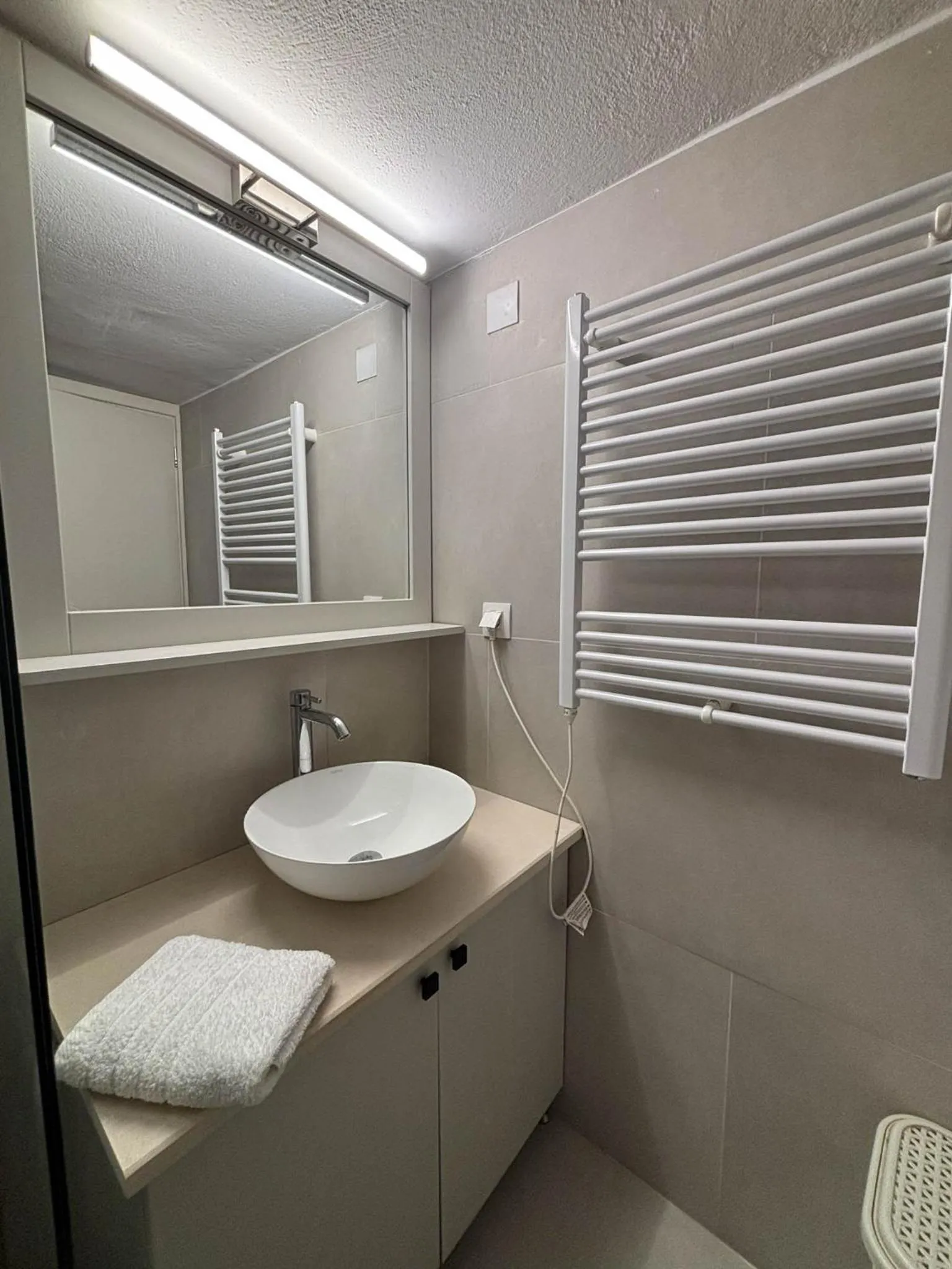 Bathroom in Balaris Apartments