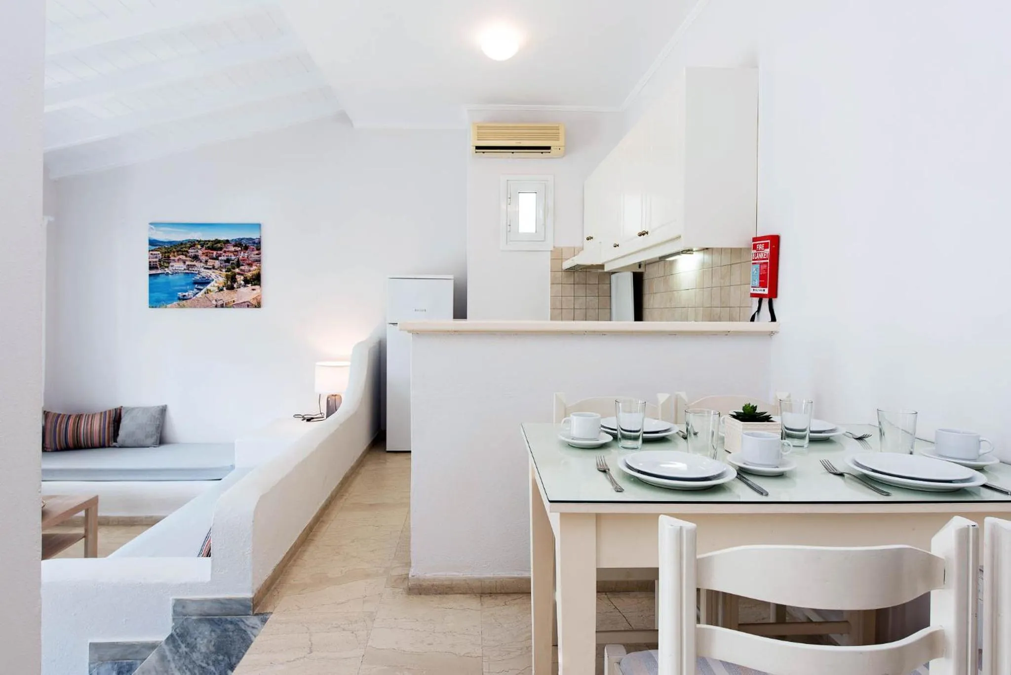 Kitchen or kitchenette in Balaris Apartments