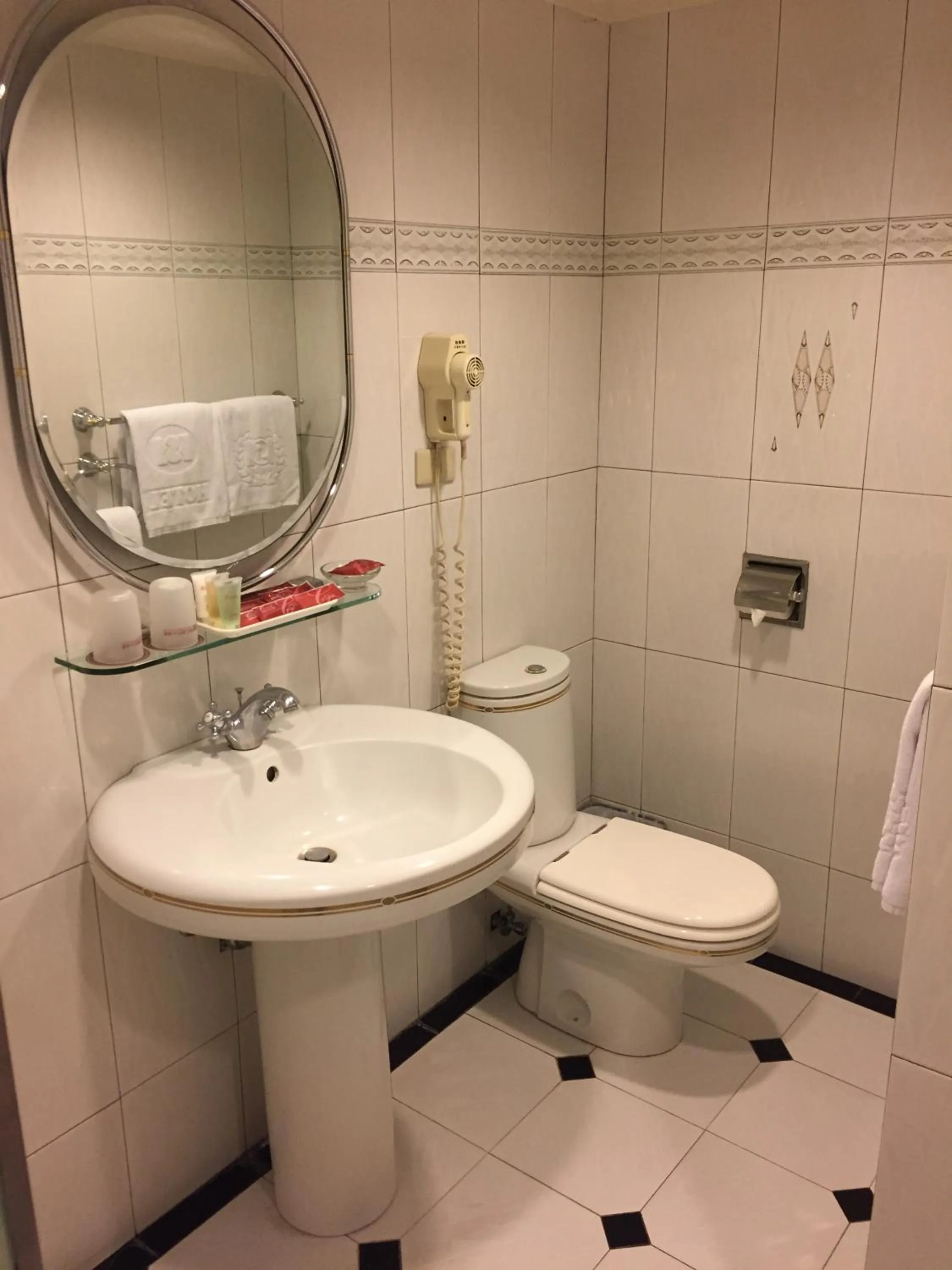 Charming Castle Hotel