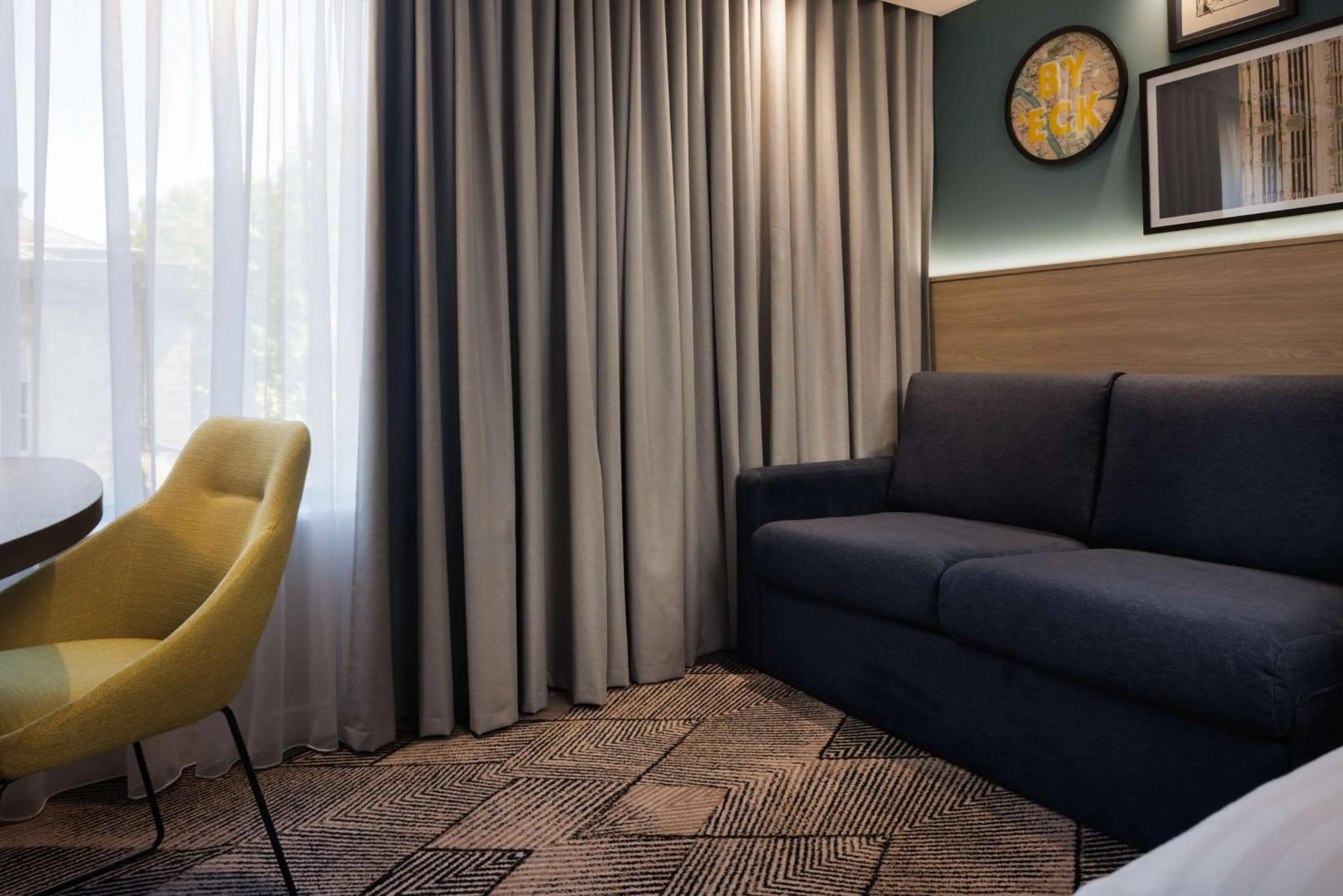 Living room in Hampton by Hilton York