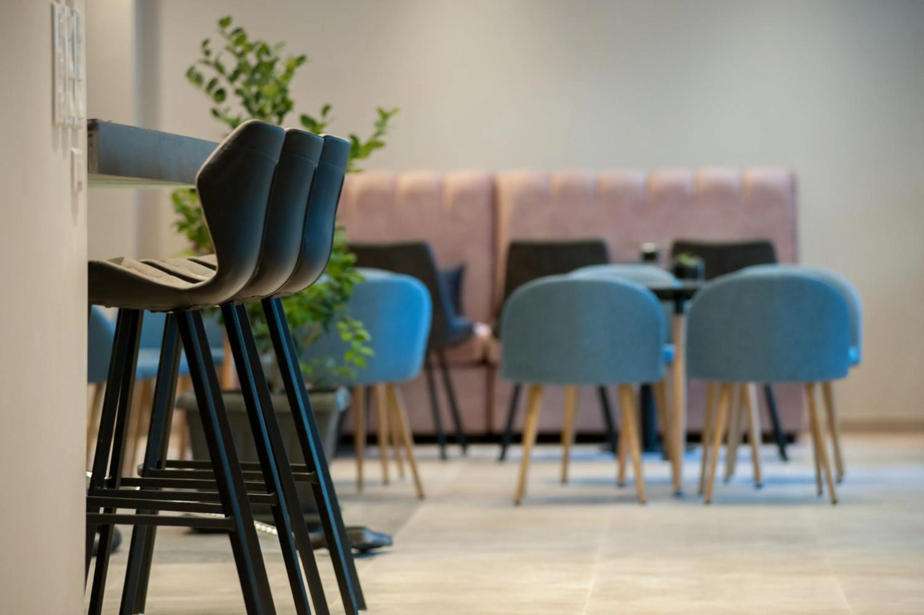 Restaurant/places to eat in Athens Platinum Rooms and Suites