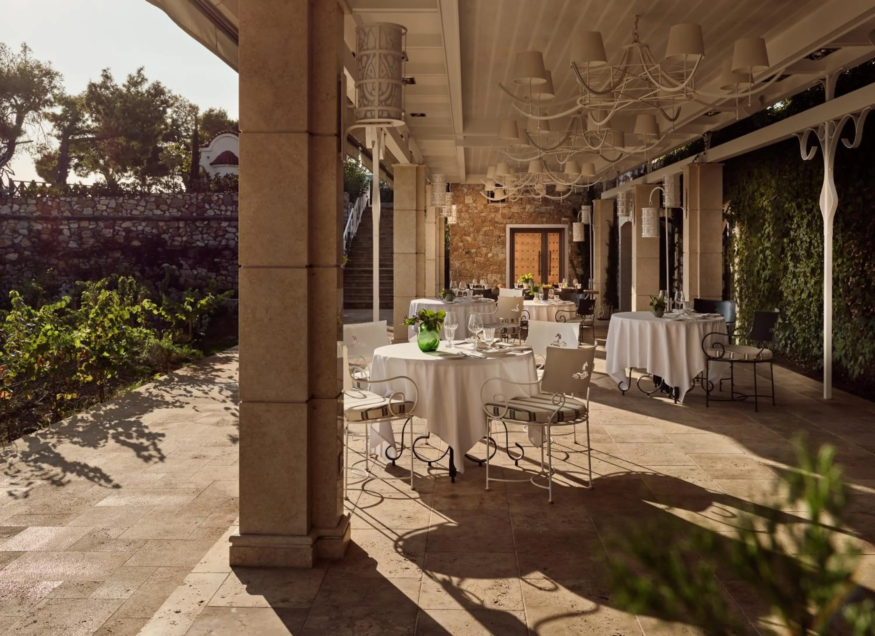 Restaurant/places to eat in The Danai