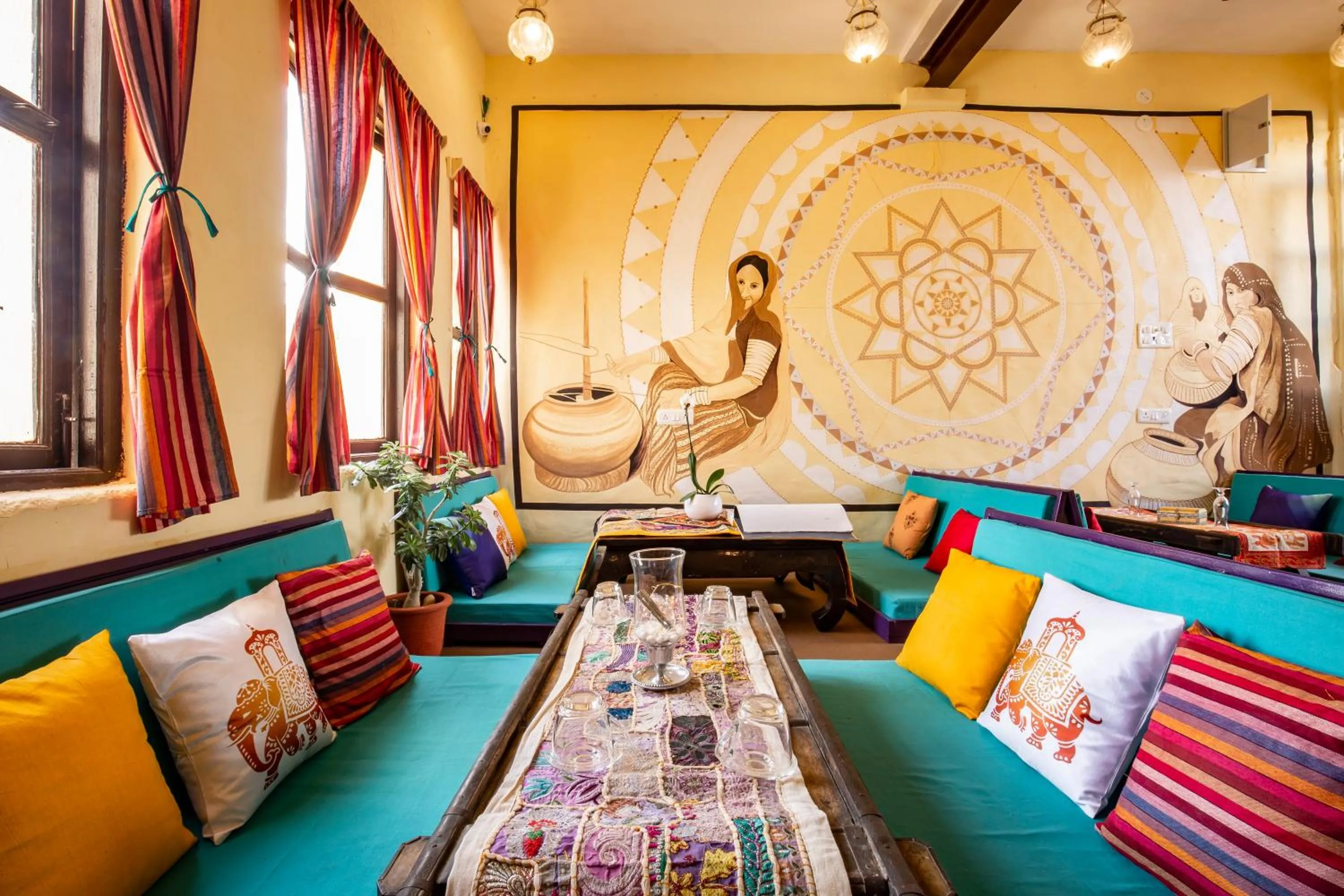 Living room in Zostel Jaisalmer
