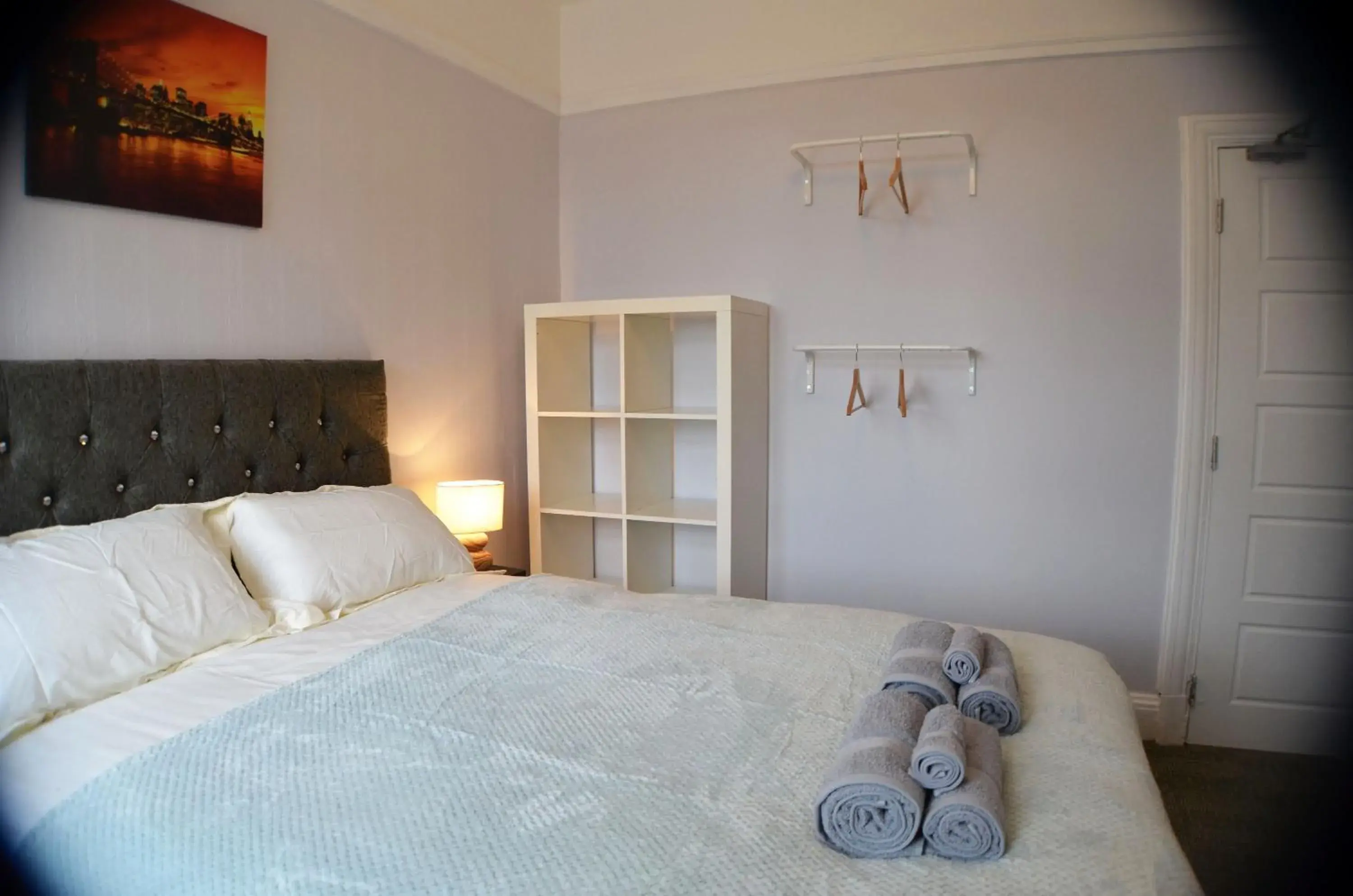 Double Room with Shared Bathroom in Gorton Mount Hotel Manchester Double Room with Shared Bathroom in Gorton Mount Hotel Manchester