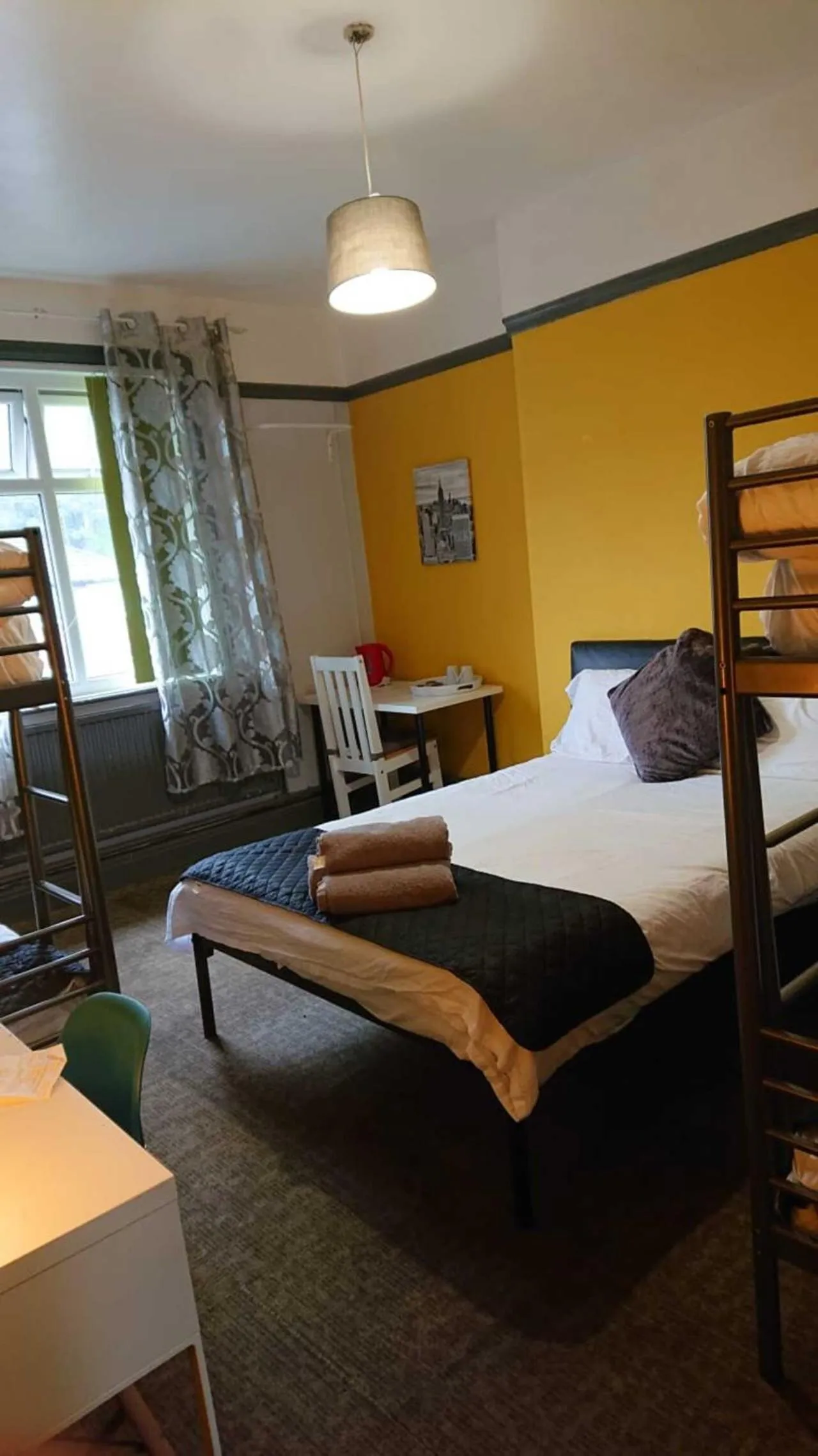 Bedroom, Bed in Gorton Mount Hotel Manchester