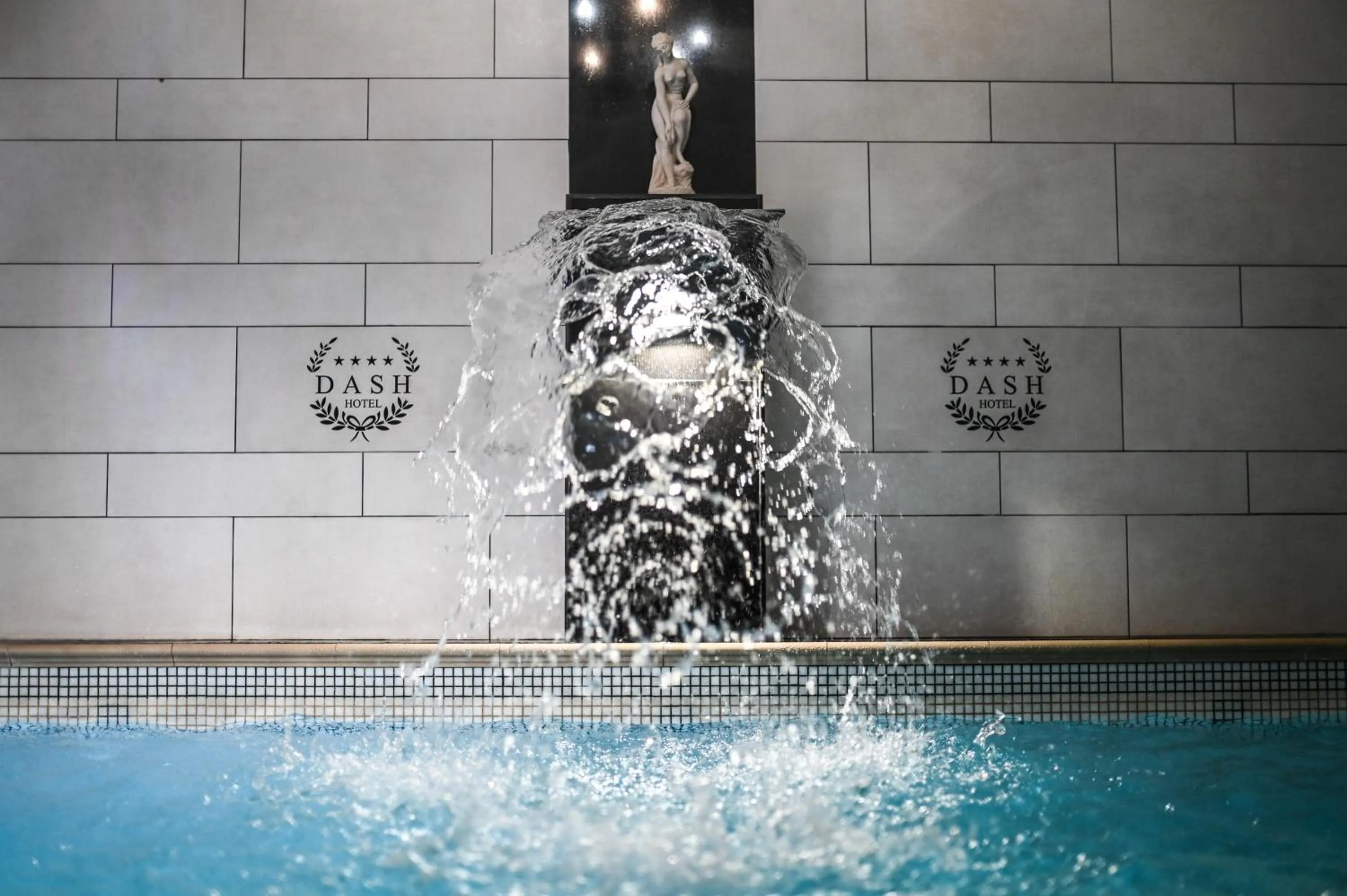 Swimming pool in Garni Hotel Dash