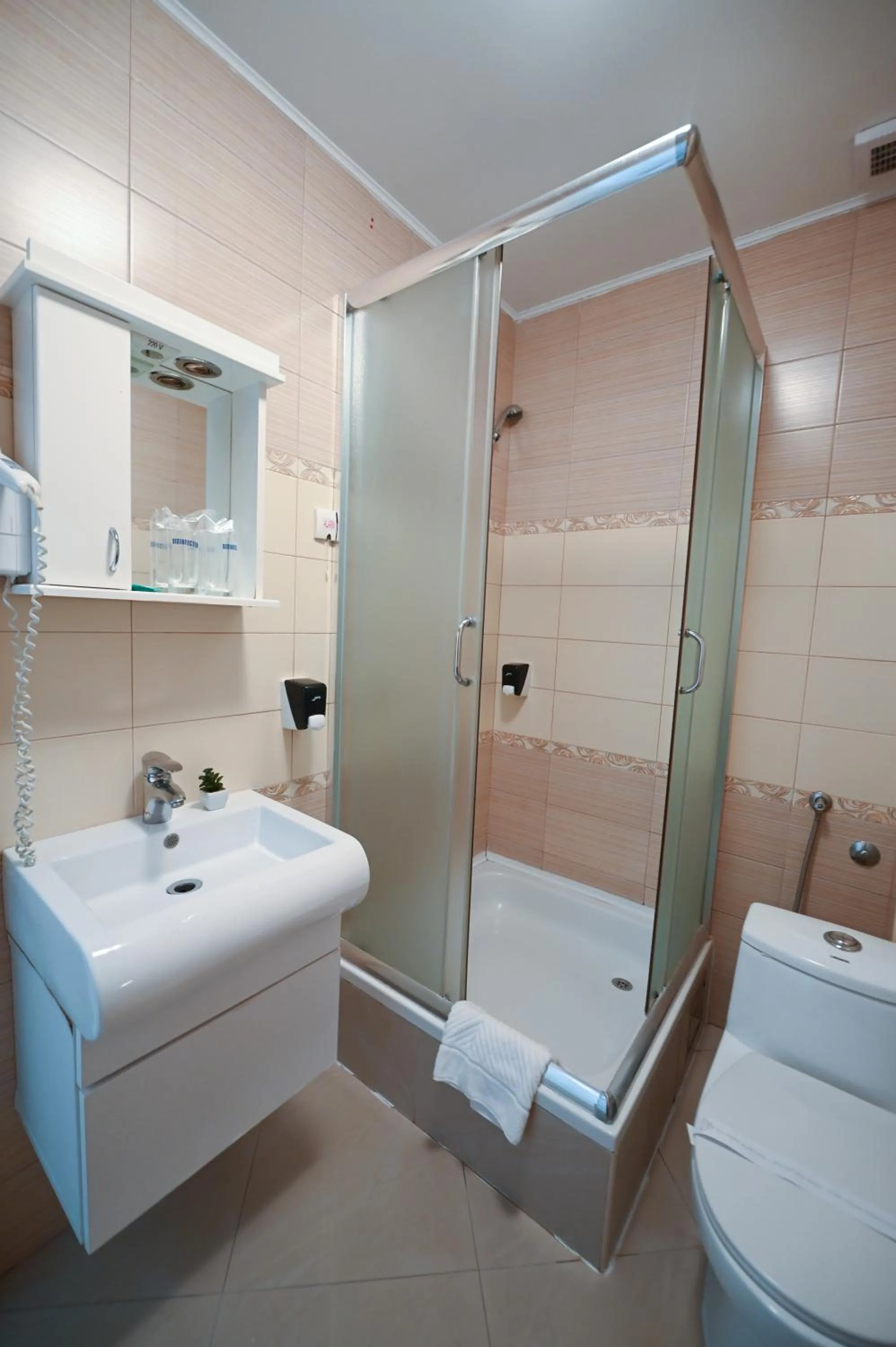 Bathroom in Garni Hotel Dash