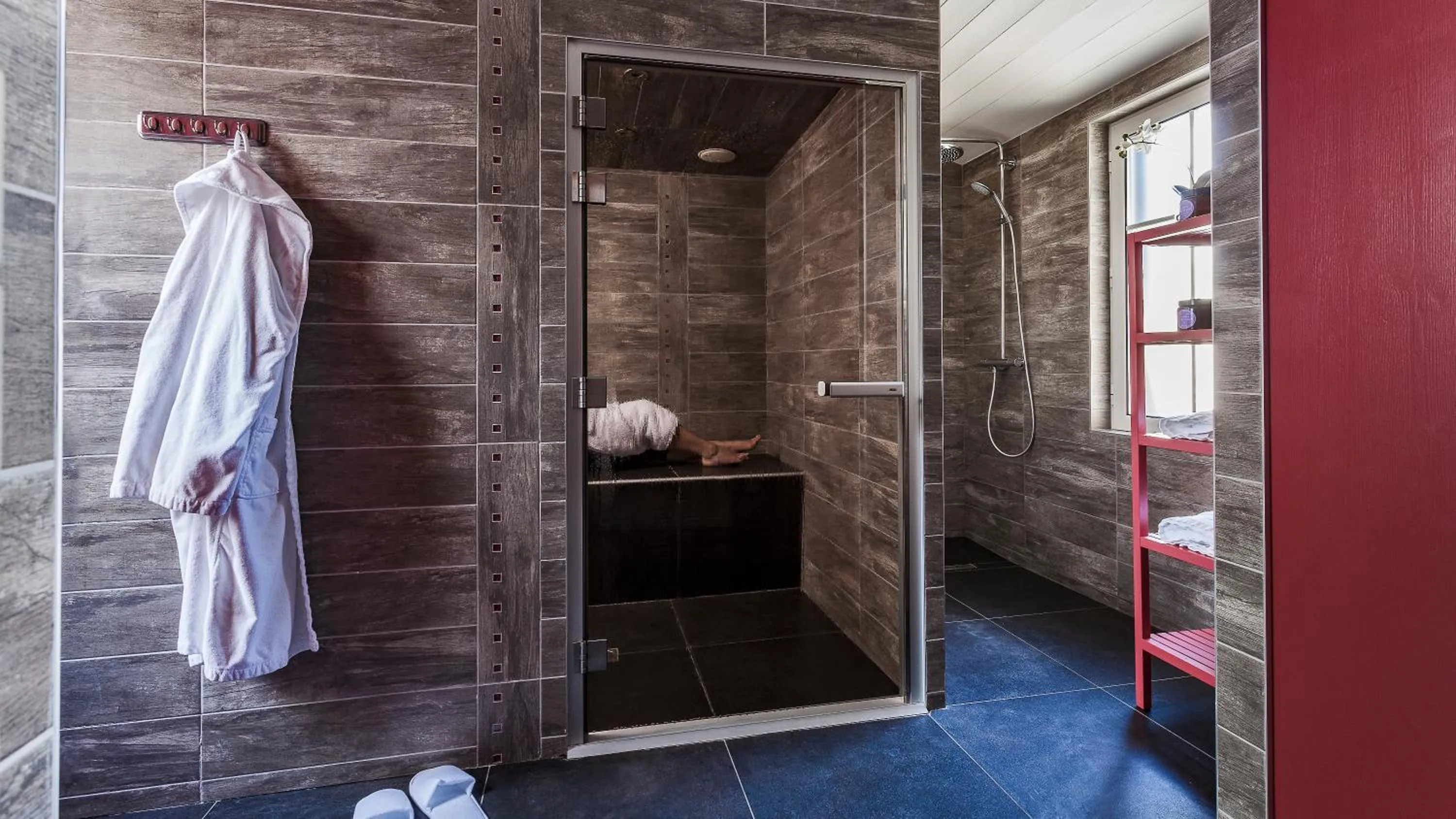 Steam room in Hotel Les Bois Flottais
