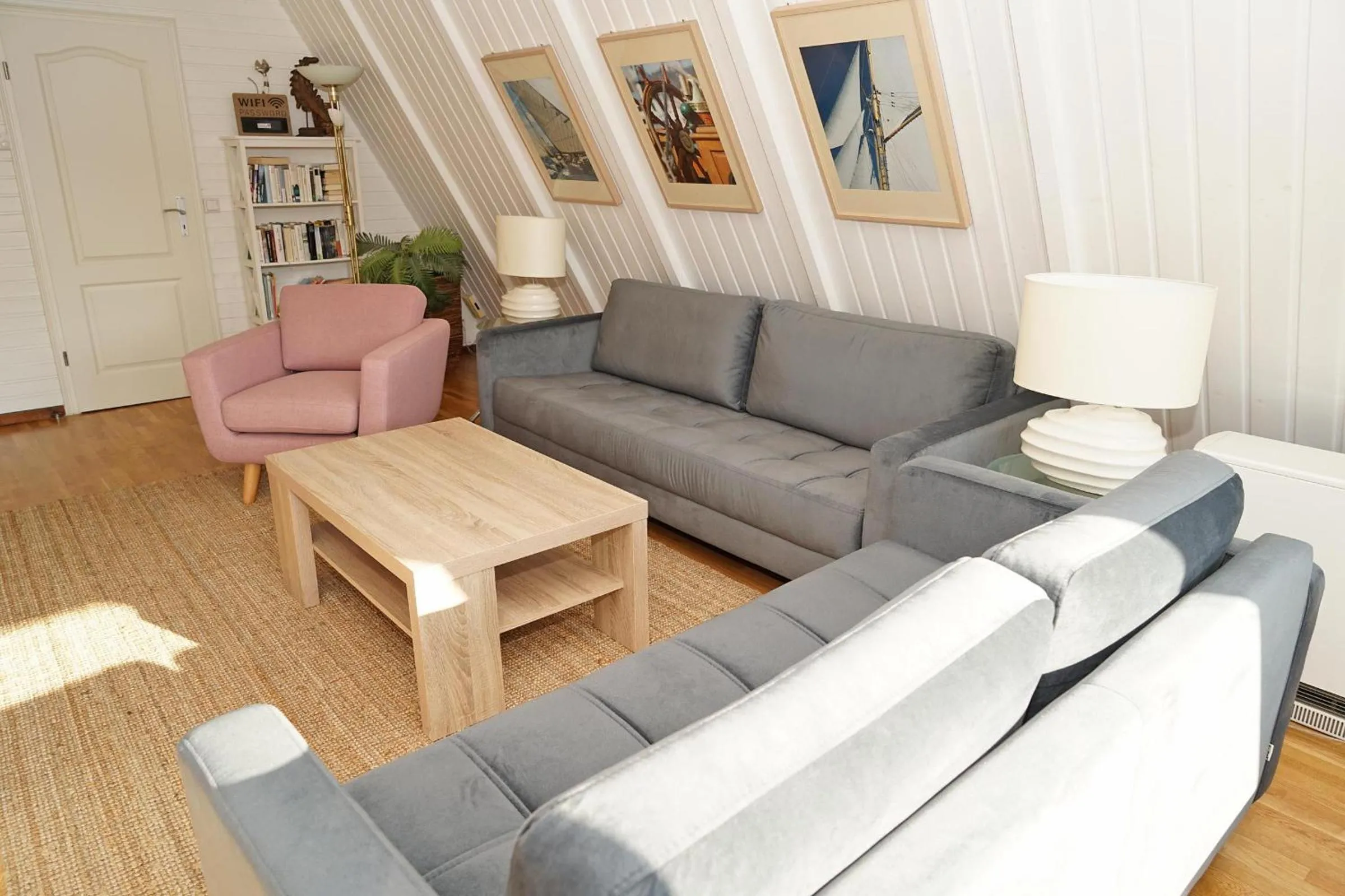 mit TV im Schlafzimmer