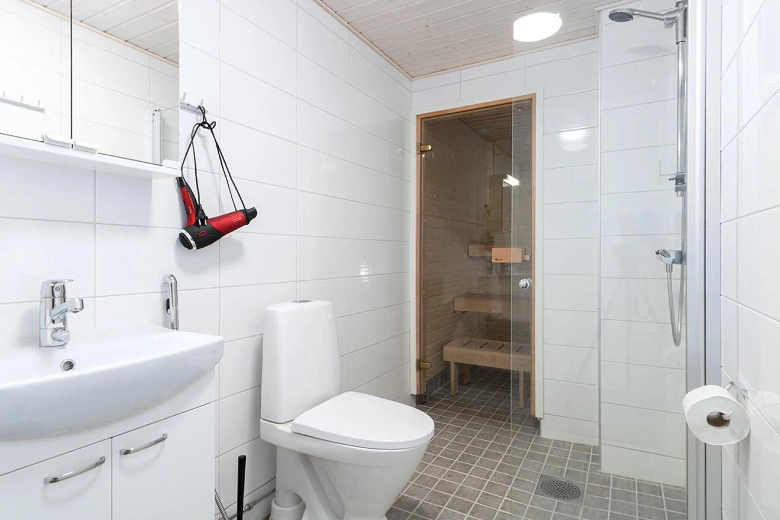 Bathroom in Forenom Serviced Apartments Rauma Kaivopuisto
