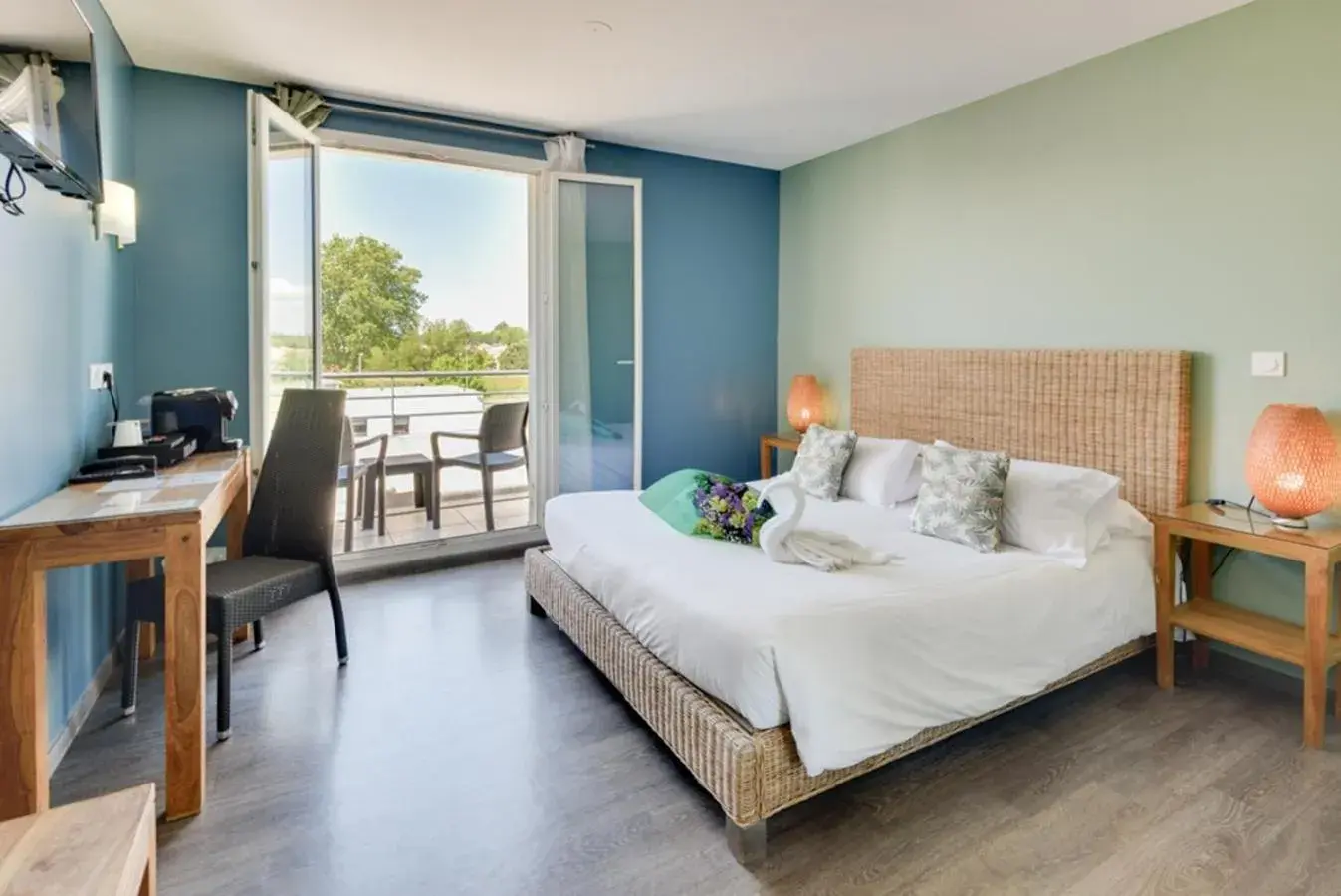 Photo of the whole room, Bed in Kyriad Perpignan Sud Photo of the whole room, Bed in Kyriad Perpignan Sud