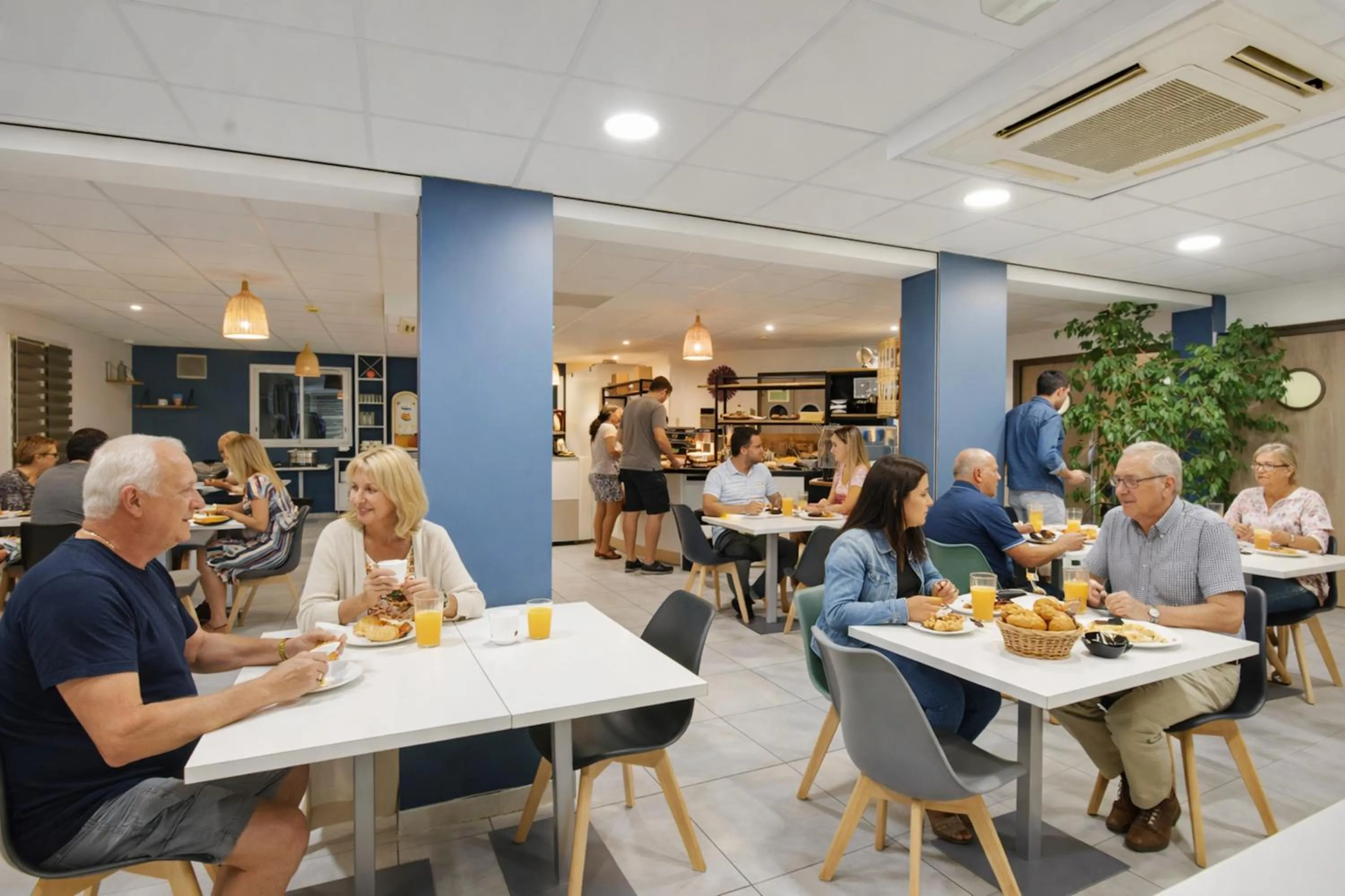 Breakfast in Kyriad Perpignan Sud