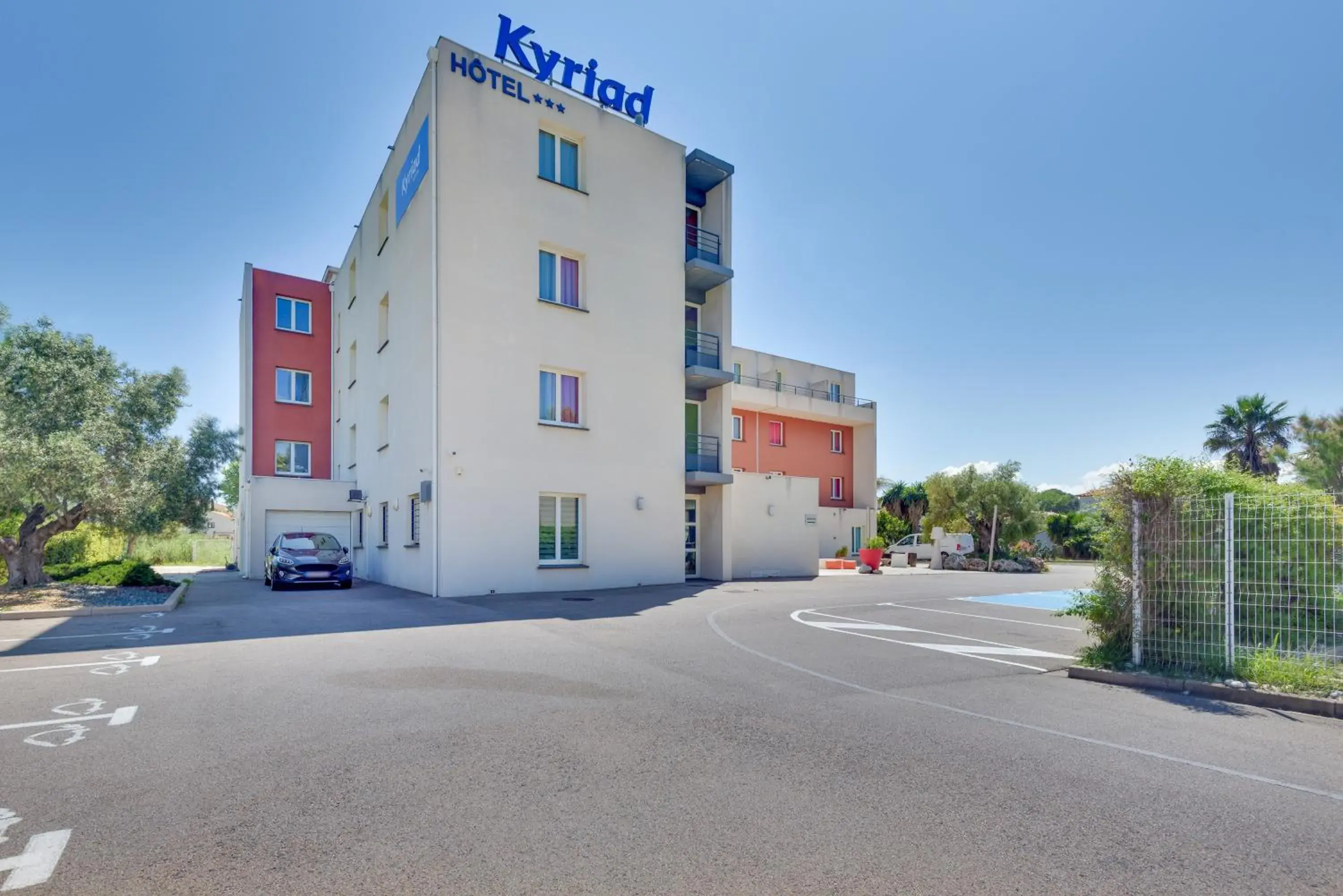 Property building in Kyriad Perpignan Sud Property building in Kyriad Perpignan Sud