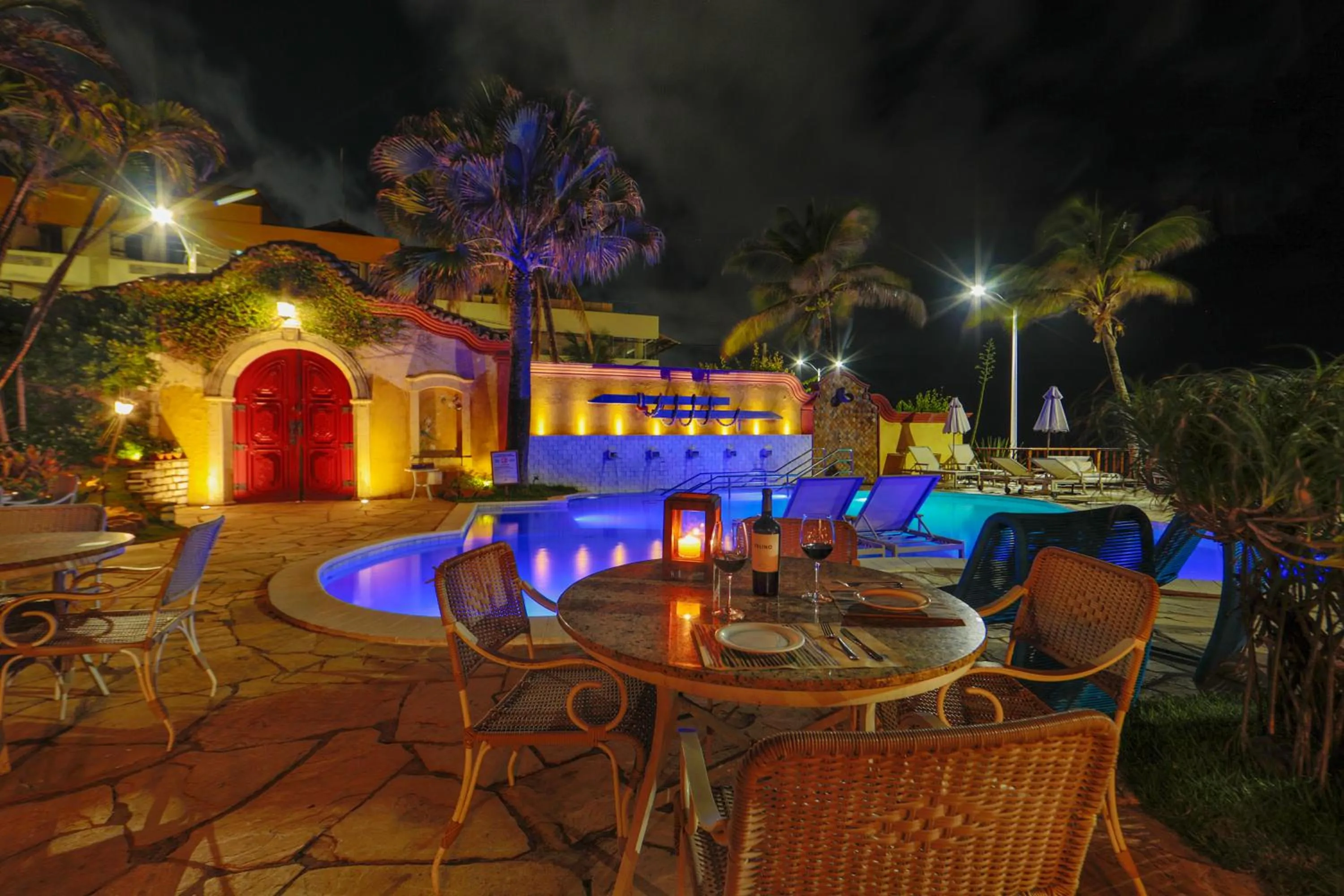 Restaurant/places to eat in Manary Praia Hotel