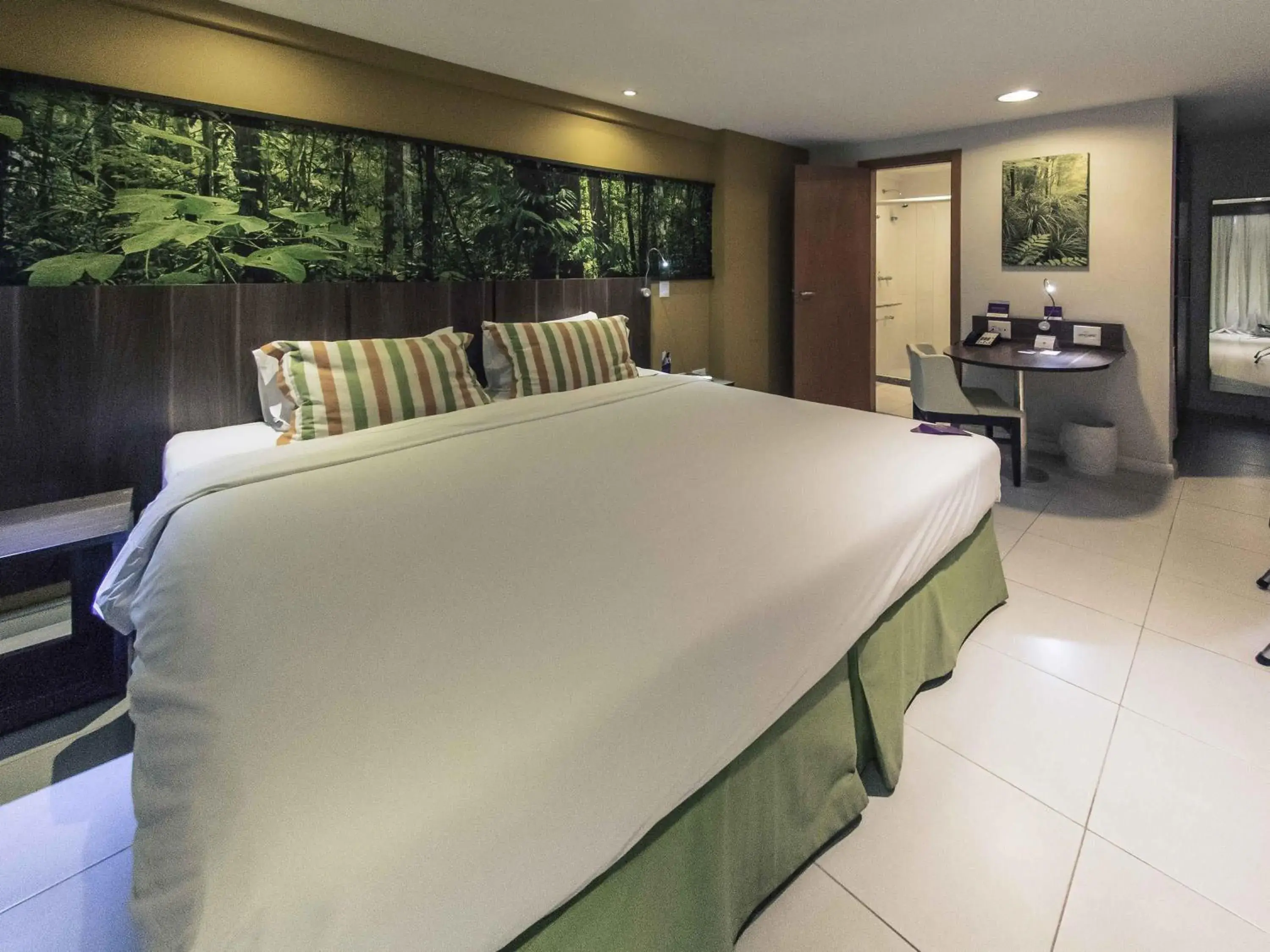 Bedroom, Bed in Mercure Rio de Janeiro Nova Iguaçu Bedroom, Bed in Mercure Rio de Janeiro Nova Iguaçu