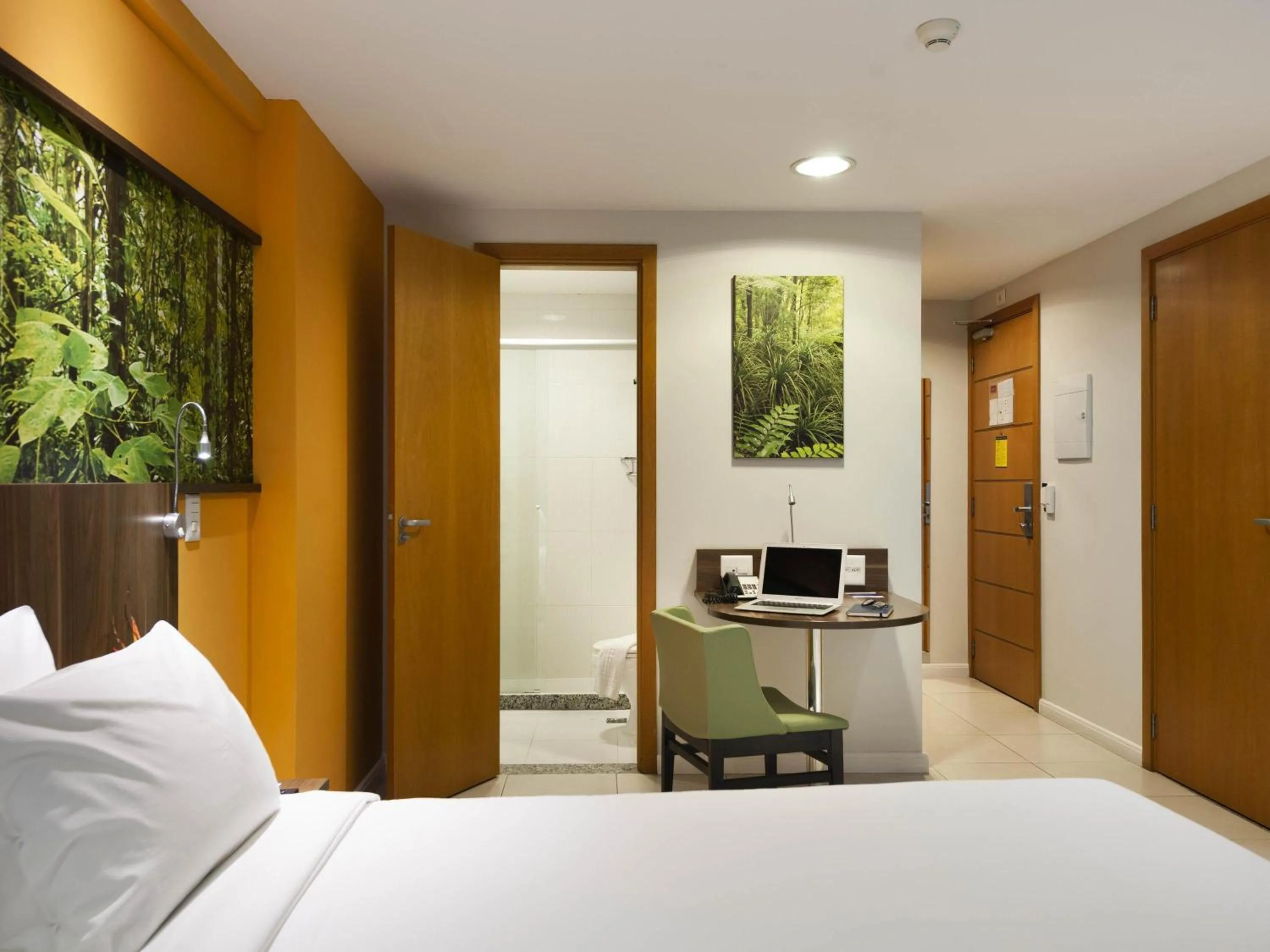 Bedroom, Bed in Mercure Rio de Janeiro Nova Iguaçu