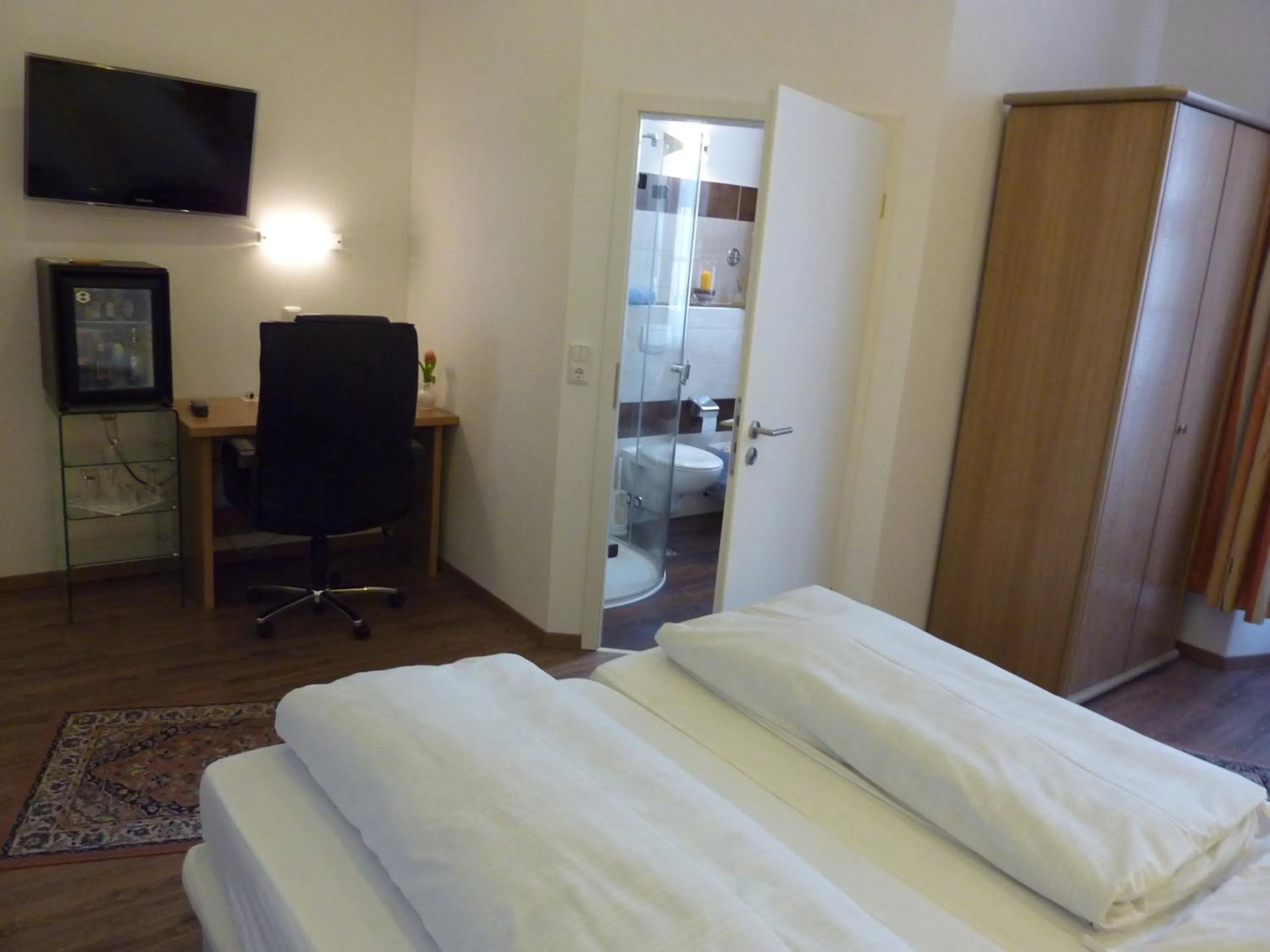 Photo of the whole room, Bed in Hotel Alte Post