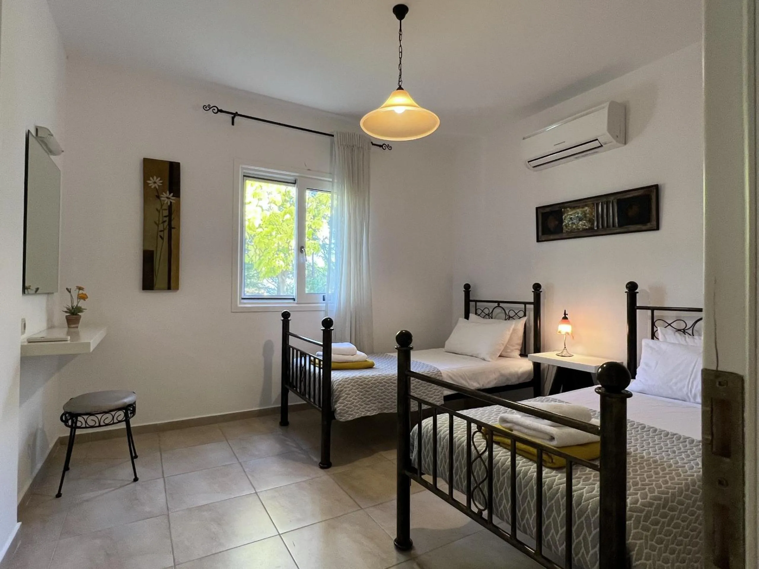 Bed in Villa Eros Spartia Kefalonia