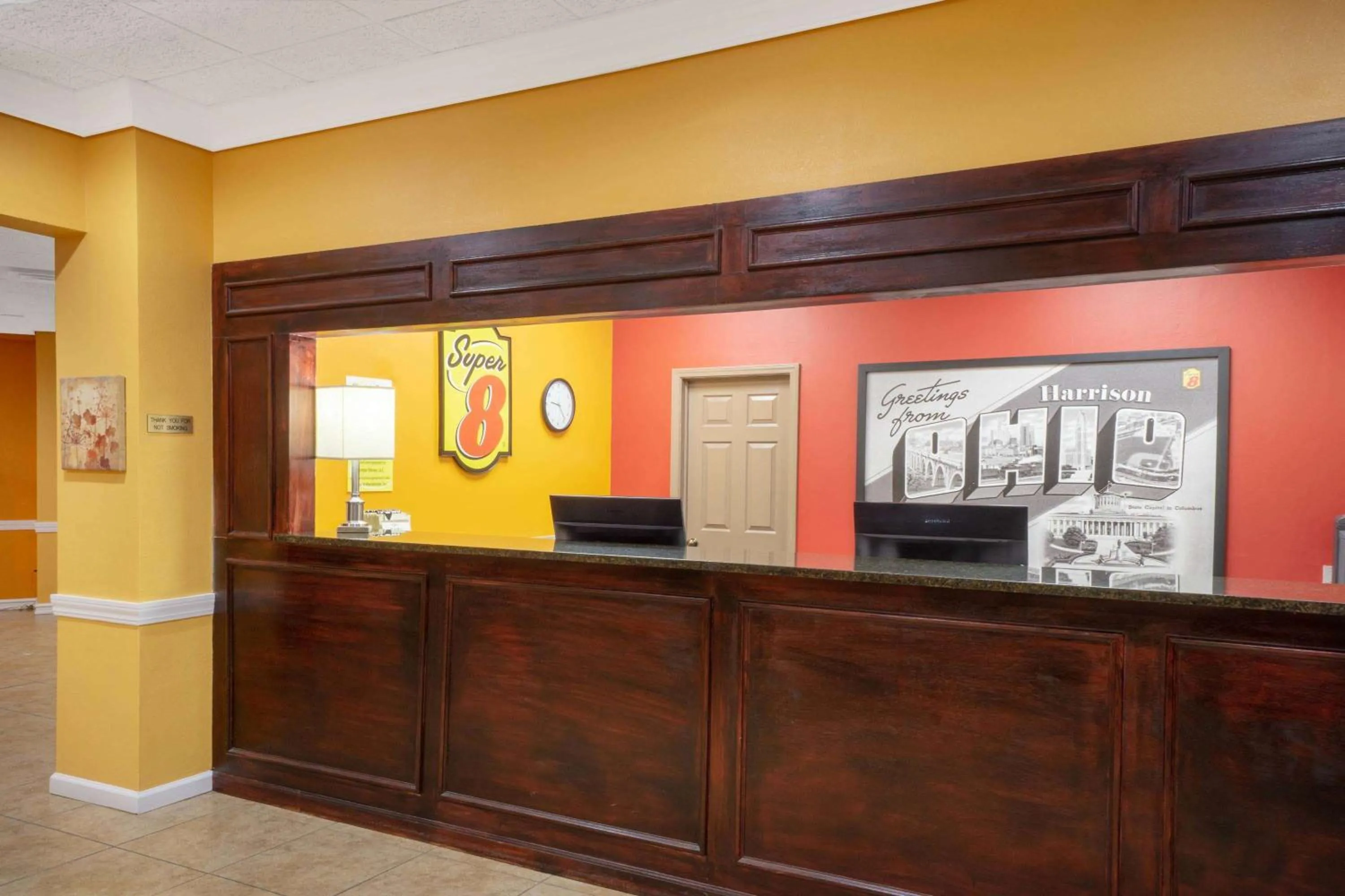 Lobby or reception in Super 8 by Wyndham Harrison OH