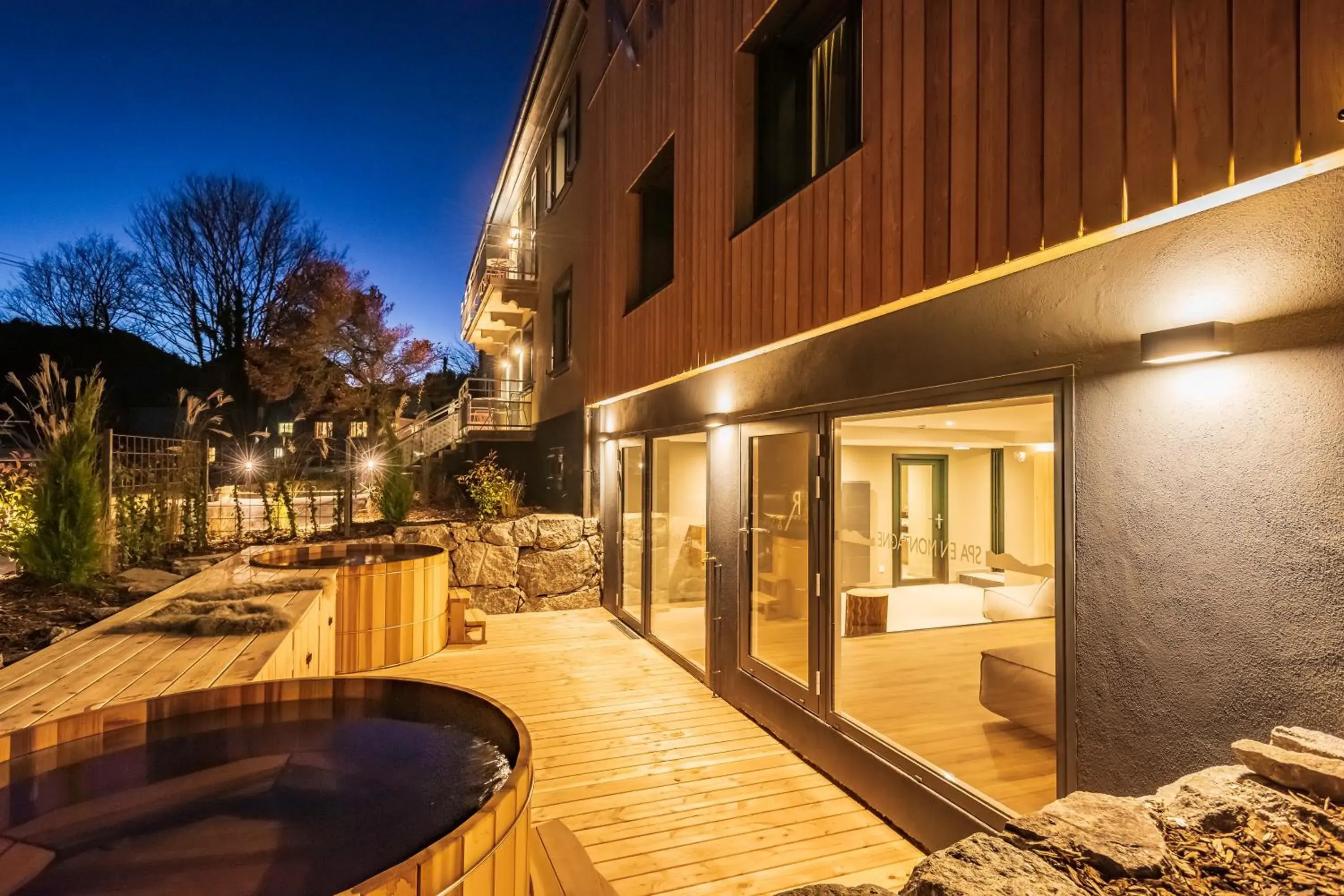 Logis Hôtel Restaurant & Spa La Rochette Logis Hôtel Restaurant & Spa La Rochette