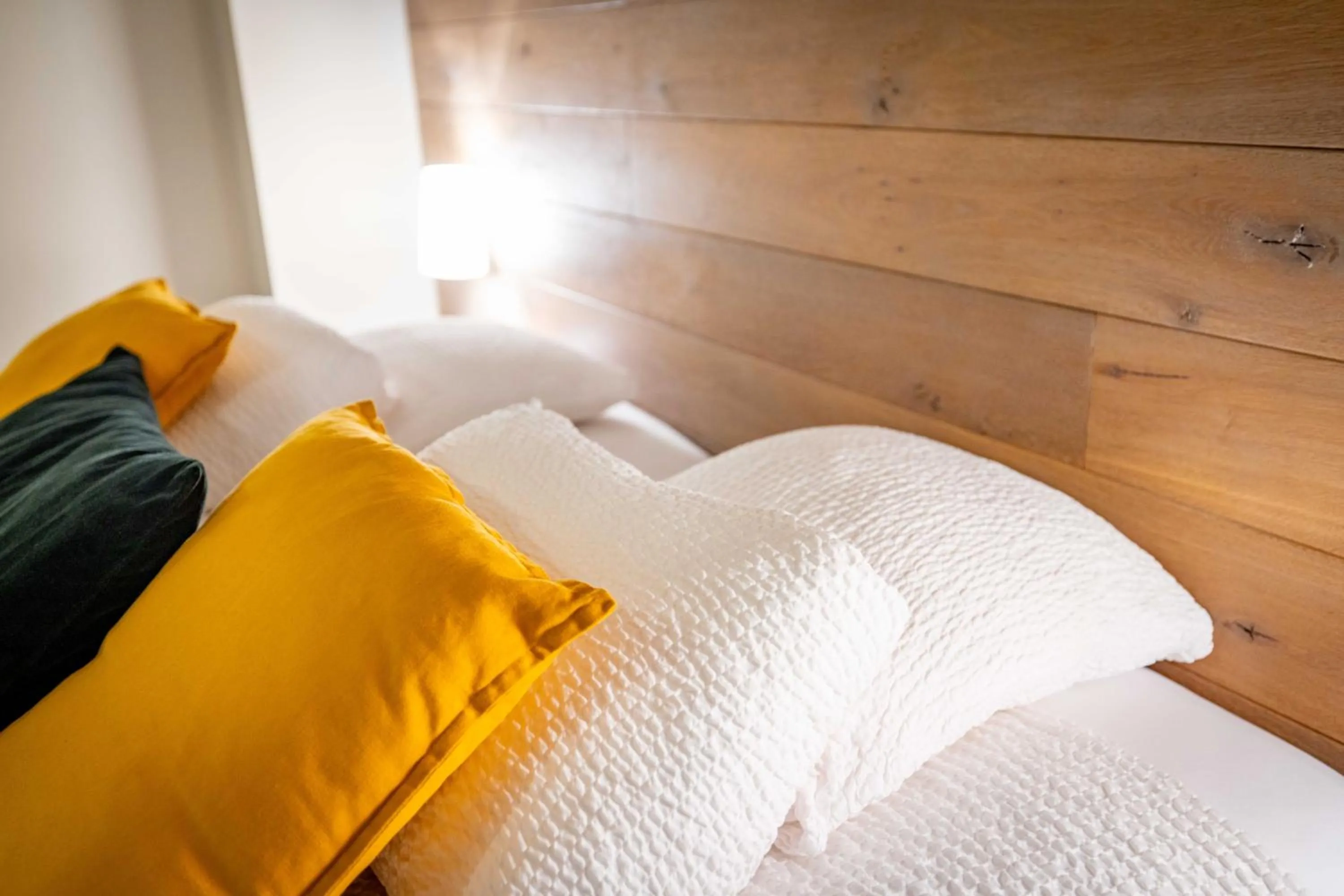 Bed in Logis Hôtel Restaurant & Spa La Rochette