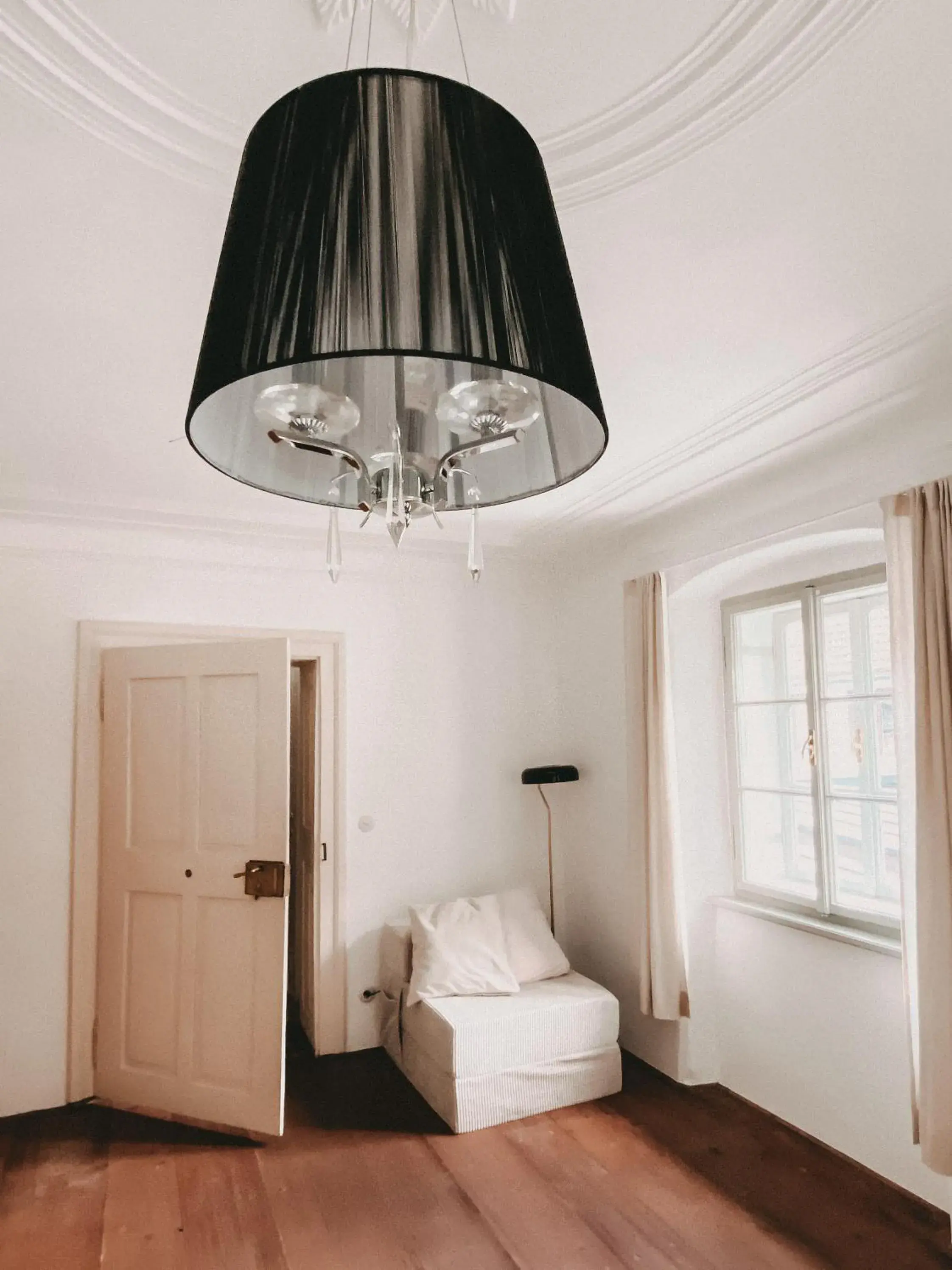 Double Room with Private External Bathroom - single occupancy in Schwarzes Haus Double Room with Private External Bathroom - single occupancy in Schwarzes Haus