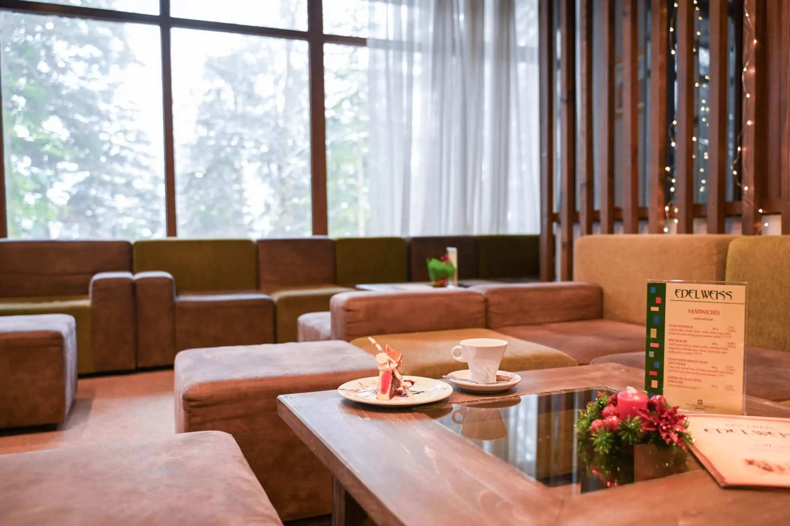 Lobby or reception in Hotel Borovets Edelweiss Lobby or reception in Hotel Borovets Edelweiss