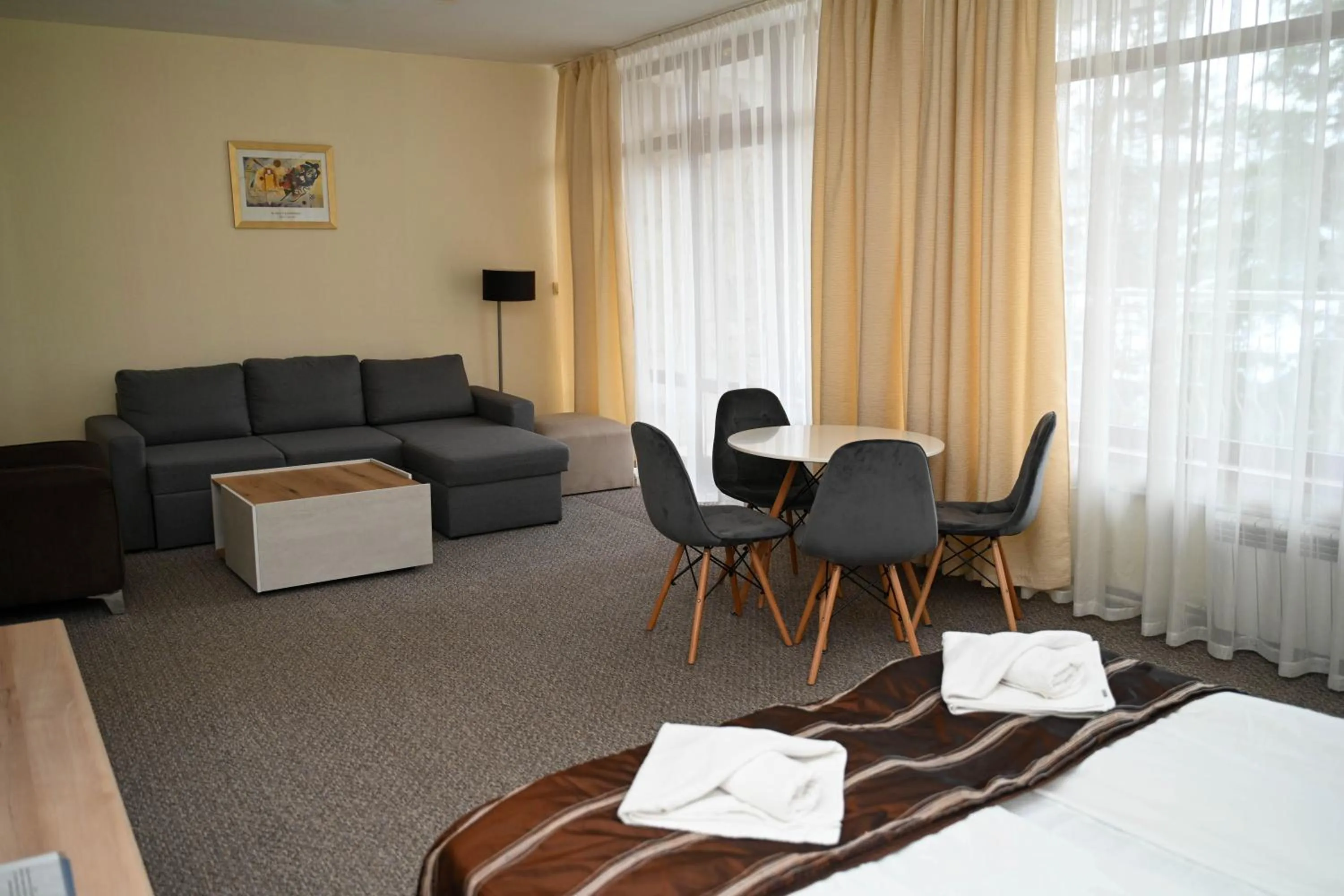 Bedroom, Bed in Hotel Borovets Edelweiss