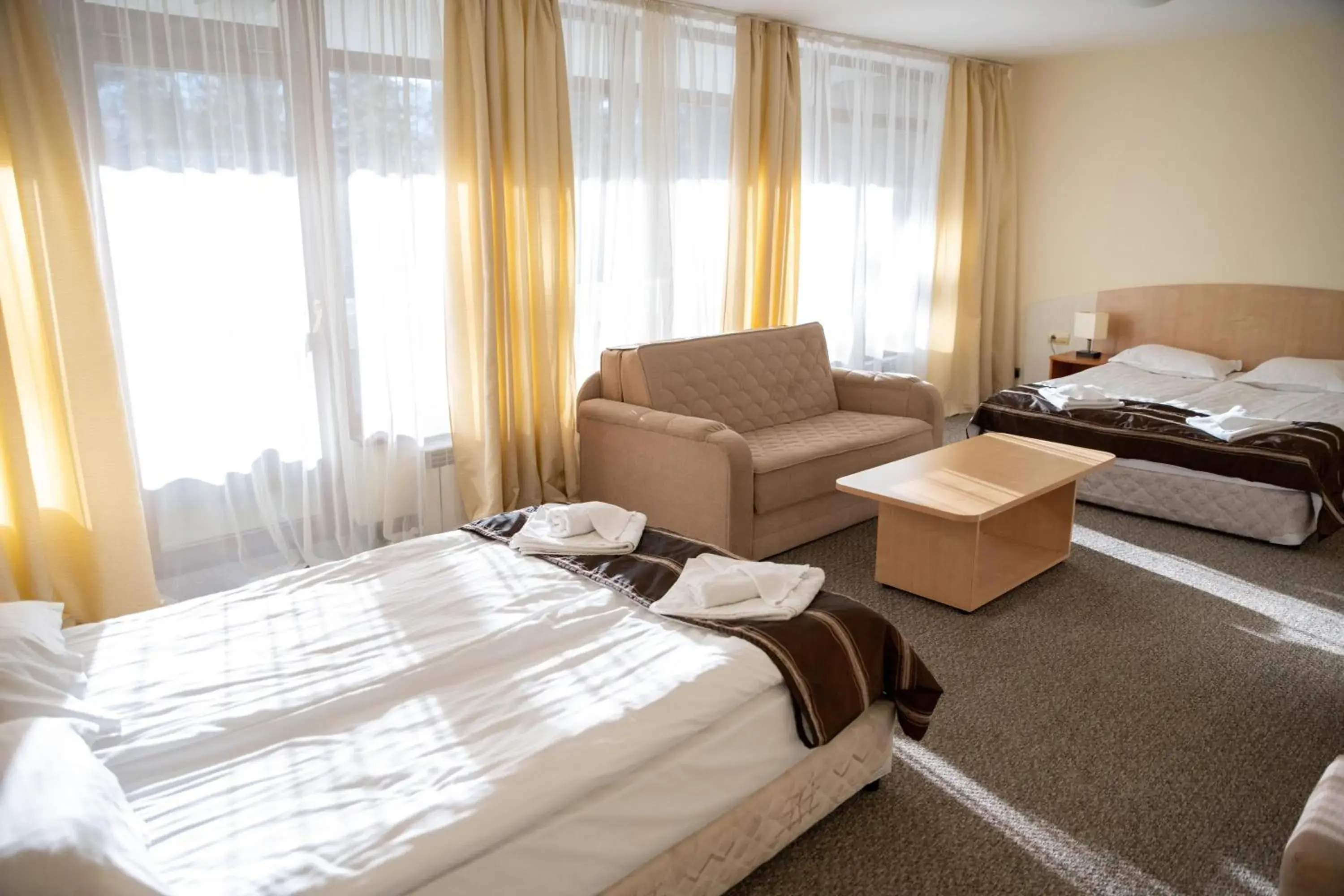 Bedroom, Bed in Hotel Borovets Edelweiss Bedroom, Bed in Hotel Borovets Edelweiss