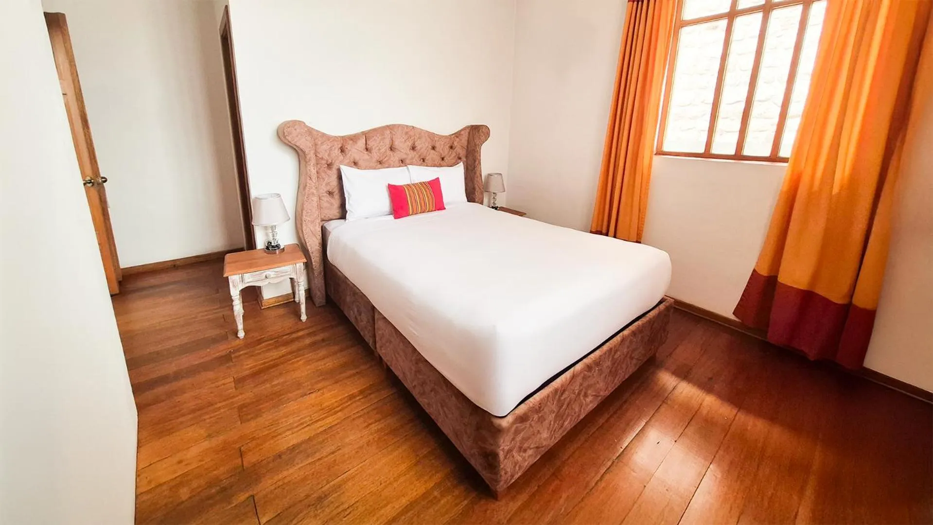 Bed in Hotel Monasterio San Pedro