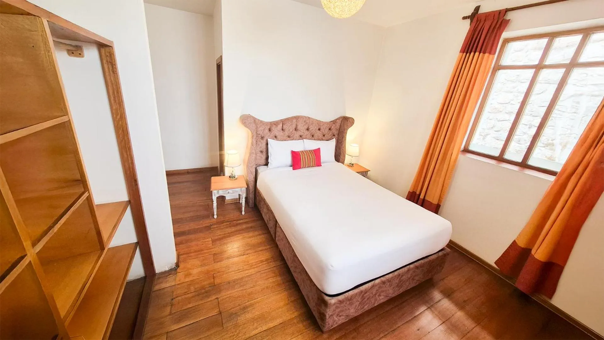 Bed in Hotel Monasterio San Pedro