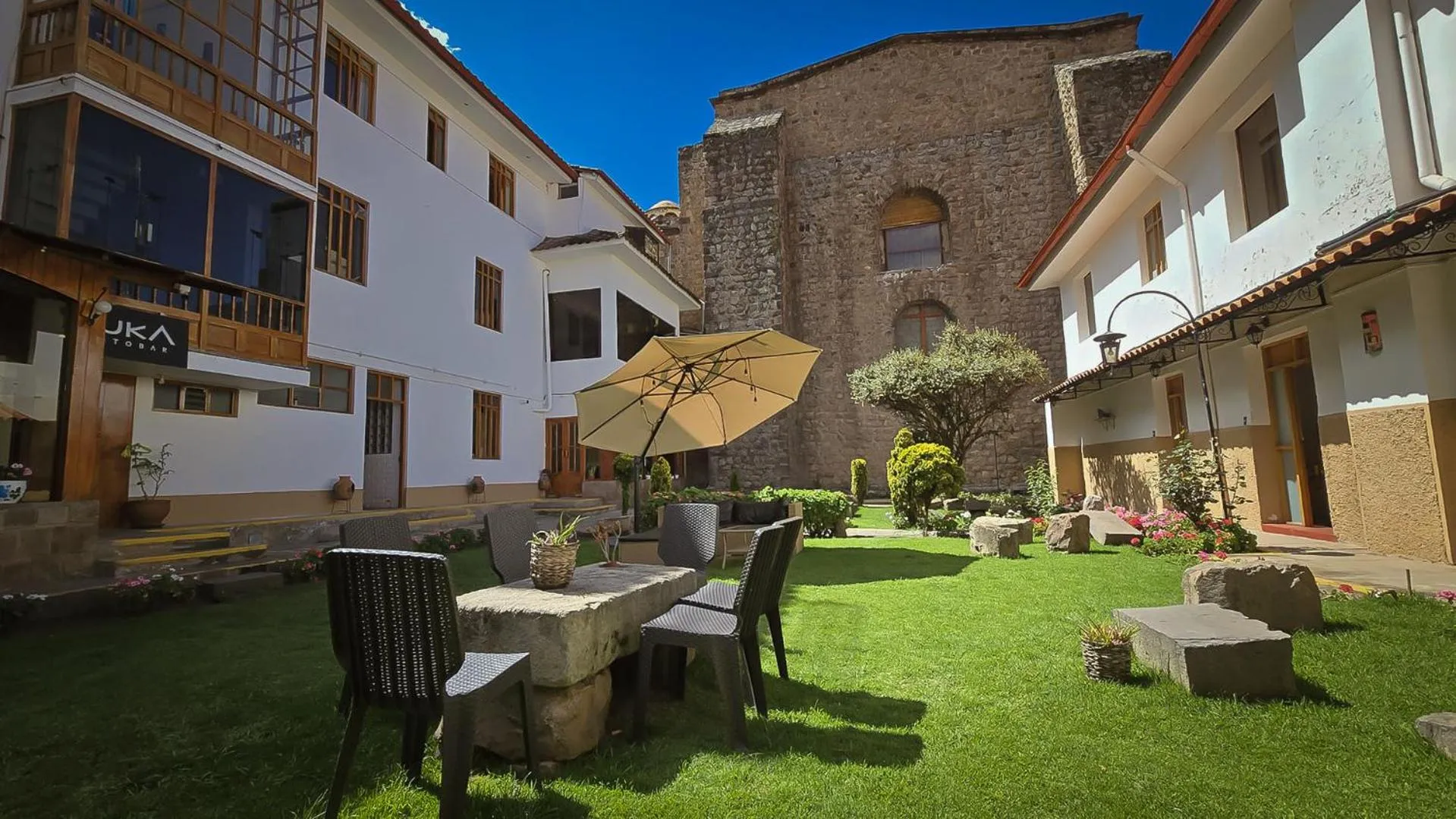 Property building in Hotel Monasterio San Pedro