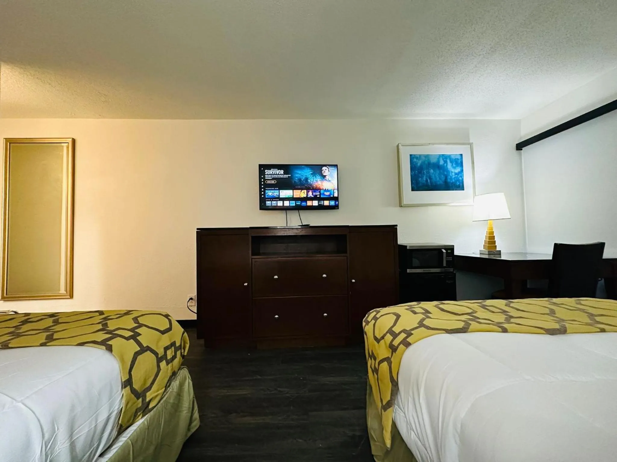Bed in Baymont Inn and Suites by Wyndham Columbus / Near OSU