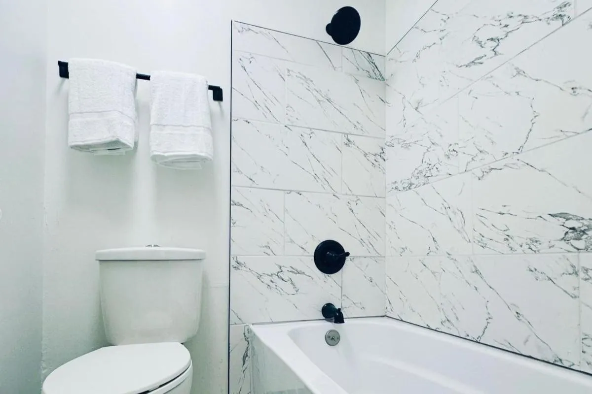 Bathroom in Baymont Inn and Suites by Wyndham Columbus / Near OSU