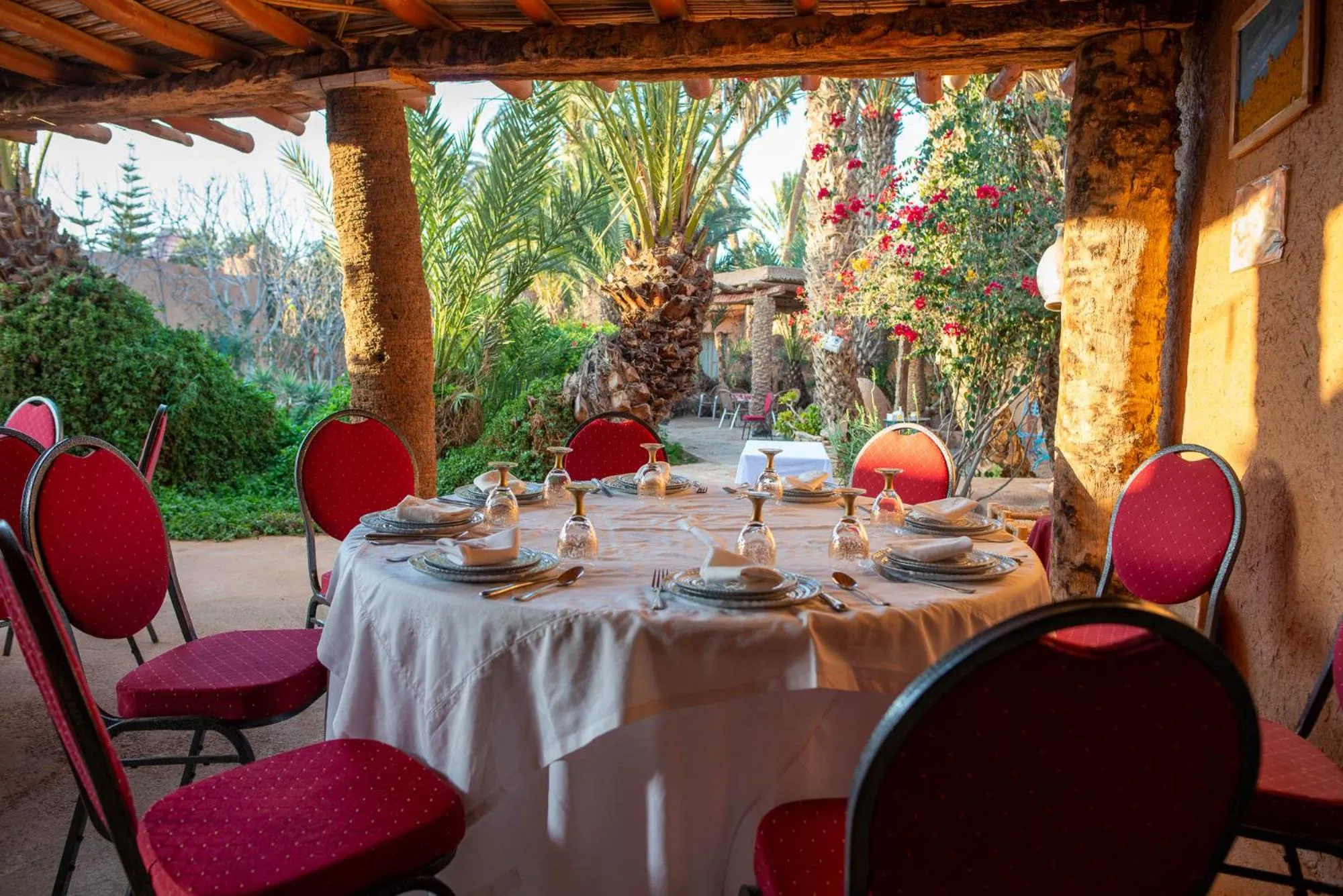 Restaurant/places to eat in Maison Nomades