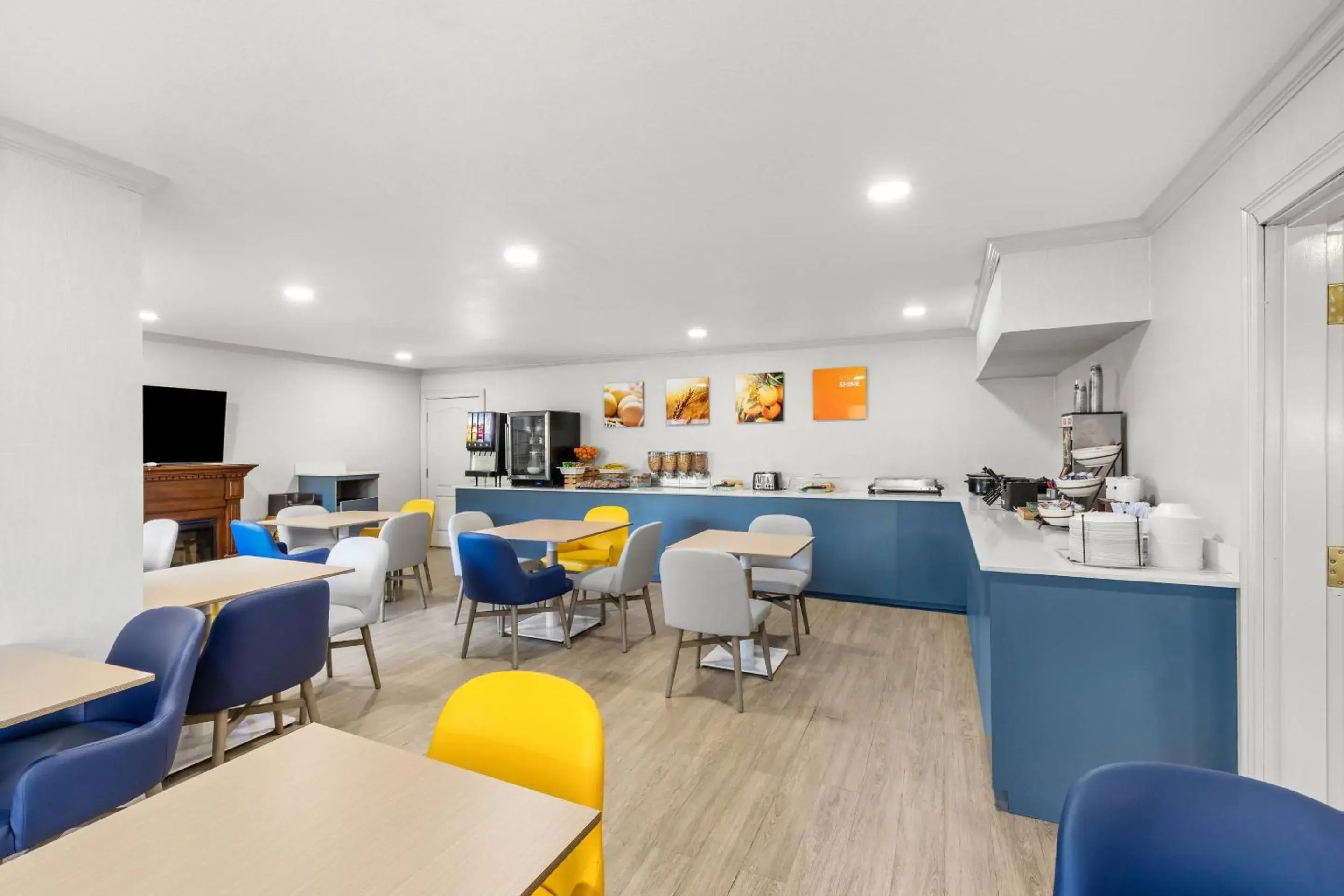 Breakfast in Comfort Inn & Suites Rome South Breakfast in Comfort Inn & Suites Rome South