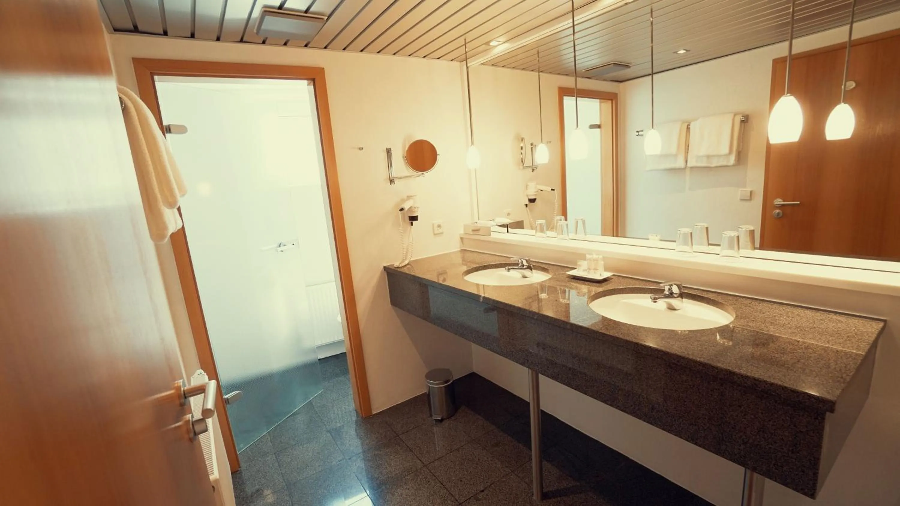 Bathroom in Hotel Adler Asperg