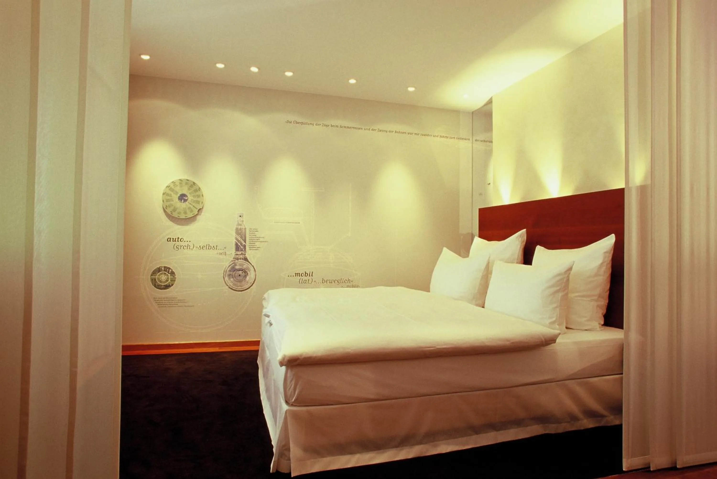 Photo of the whole room, Bed in Hotel Adler Asperg