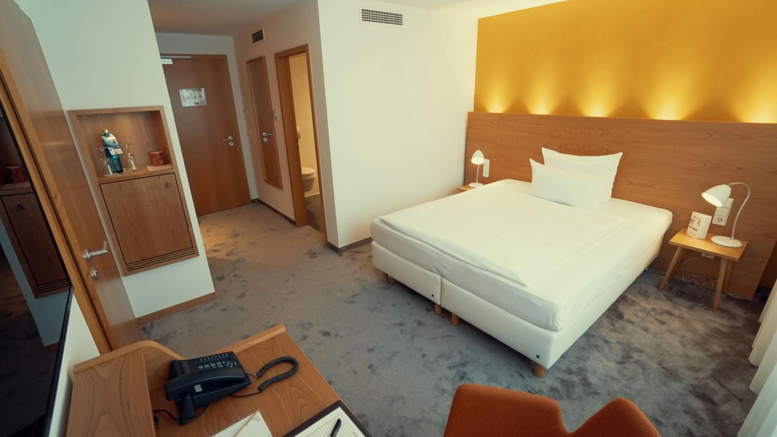 Bedroom, Bed in Hotel Adler Asperg