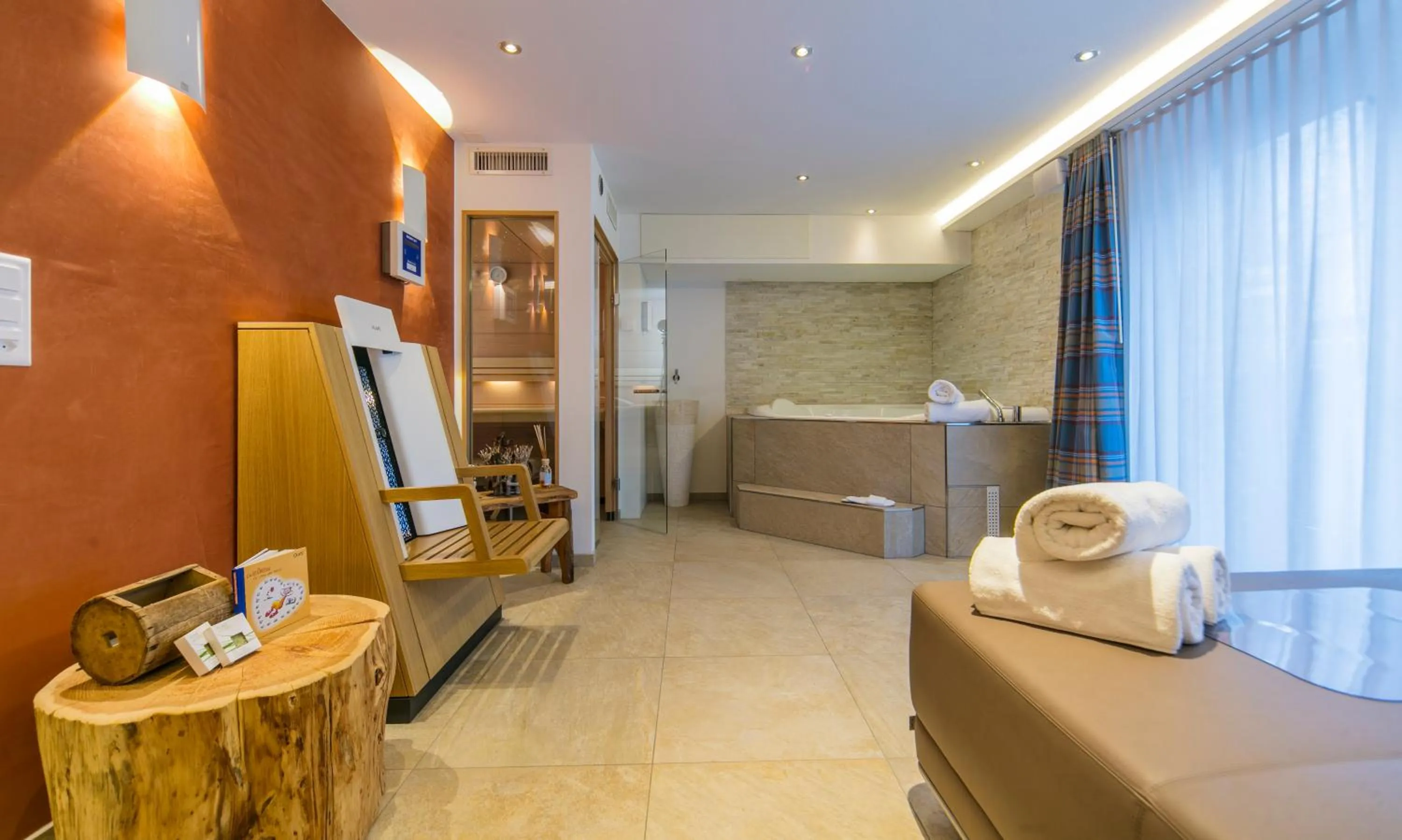 Spa and wellness centre/facilities, Bed in Lifestyle & Spa Hotel Grächerhof