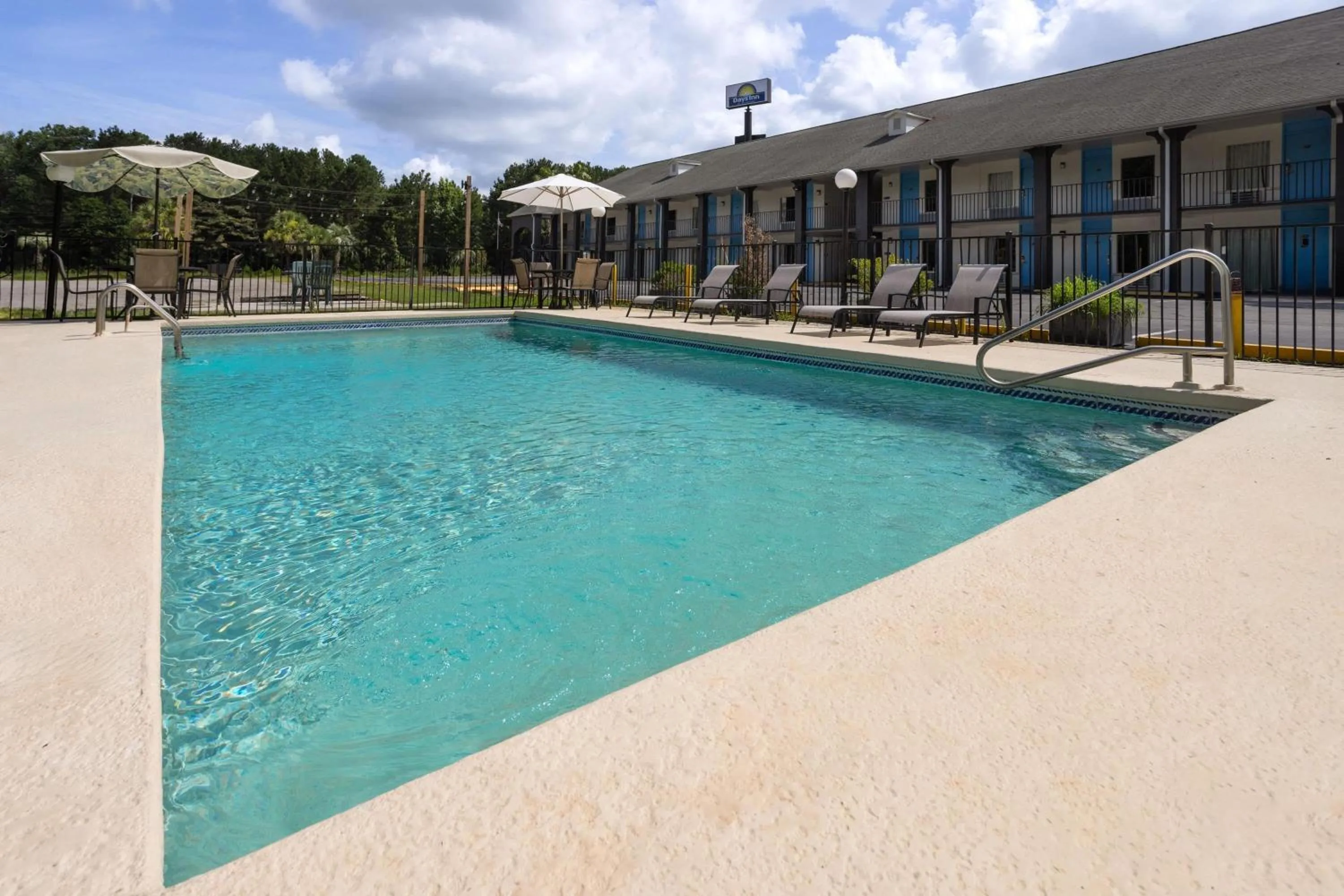 Swimming pool in Days Inn by Wyndham Hardeeville Near Hilton Head