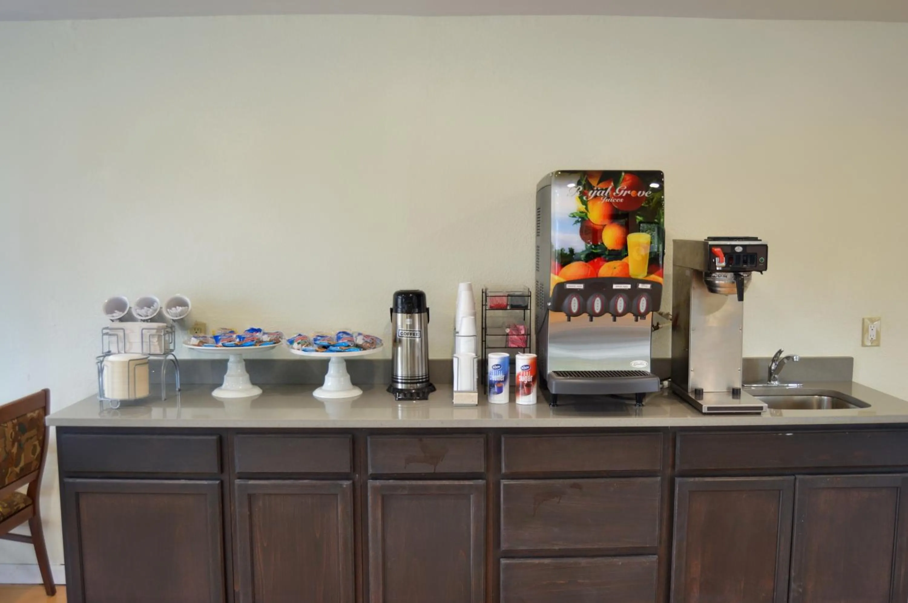 Continental breakfast in Days Inn by Wyndham Hardeeville Near Hilton Head
