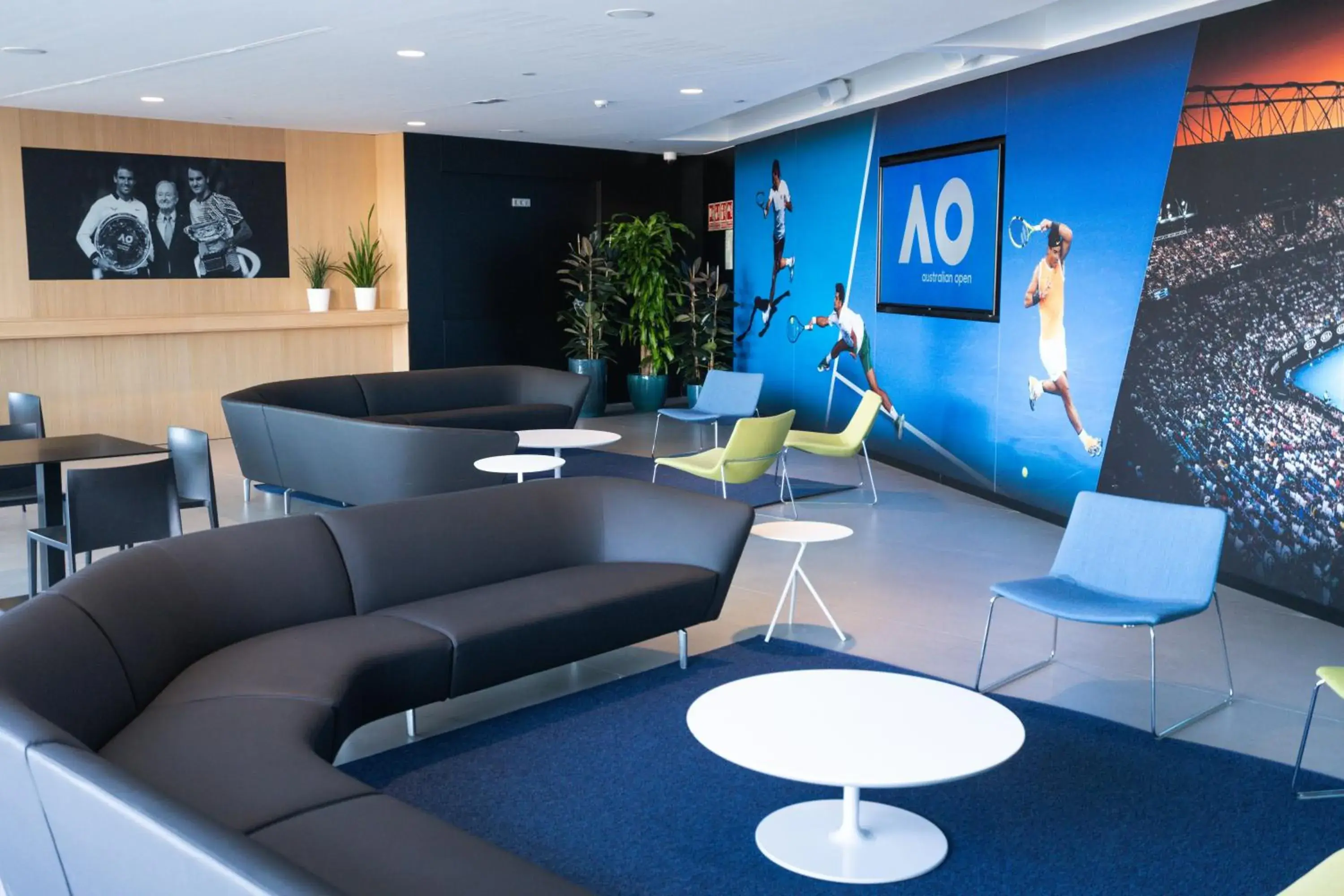 Restaurant/places to eat in Rafa Nadal Residence Restaurant/places to eat in Rafa Nadal Residence