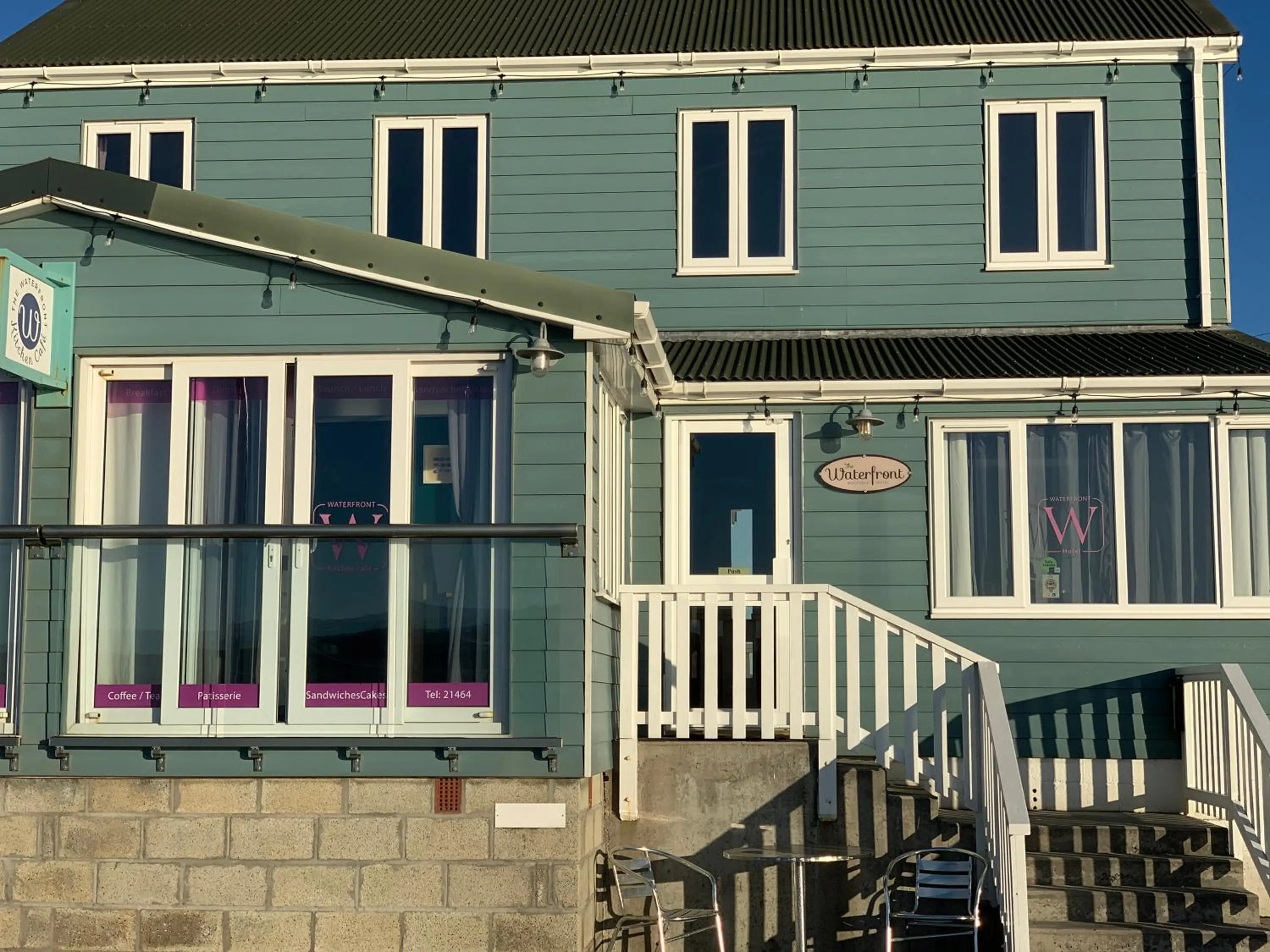 The Waterfront Boutique Hotel
