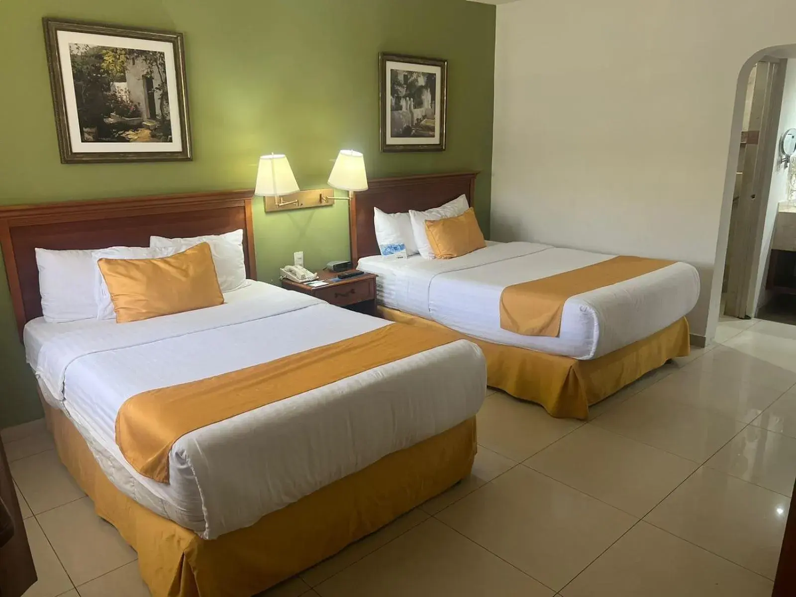 Bed in Quality Inn Ciudad Obregon Bed in Quality Inn Ciudad Obregon