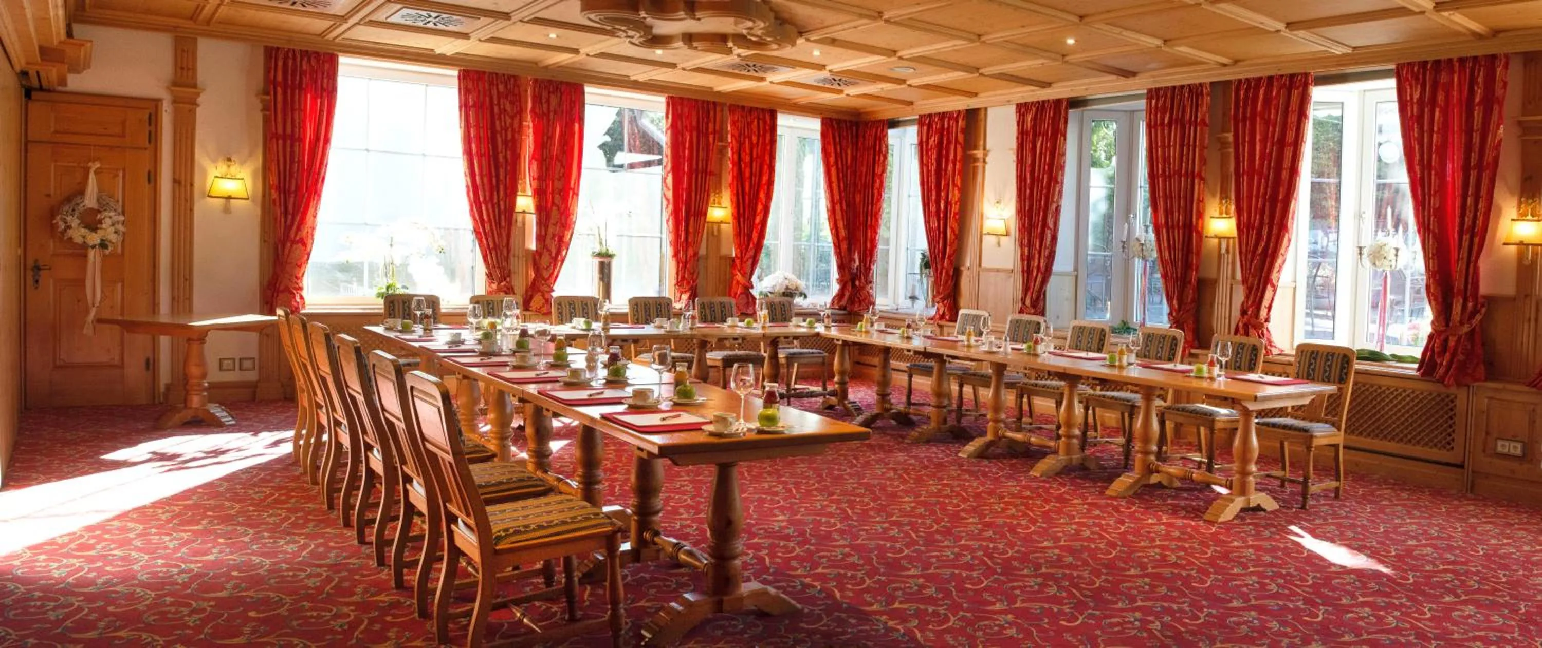 Business facilities in Schloss Hotel Holzrichter